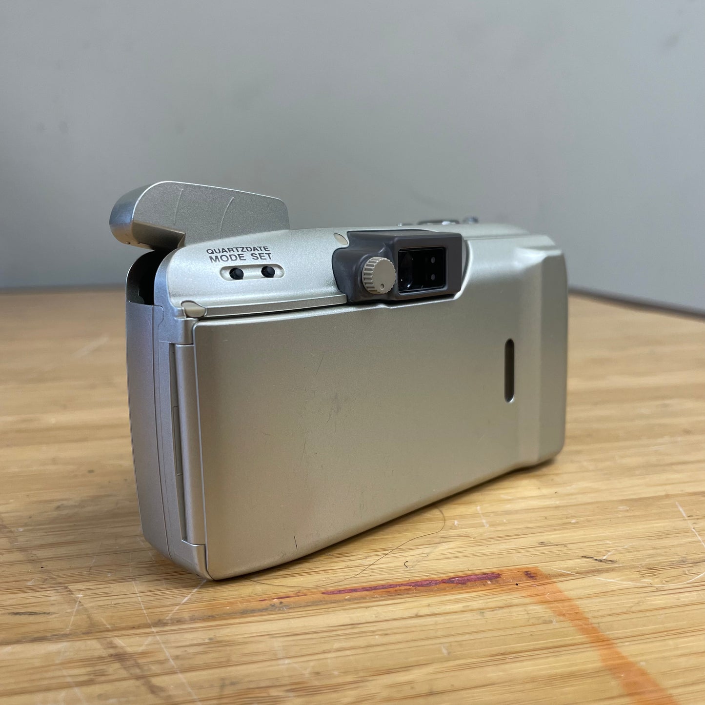 Olympus Stylus Epic Zoom 170 35mm All Weather Point & Shoot Camera w/ Case S# 4201525