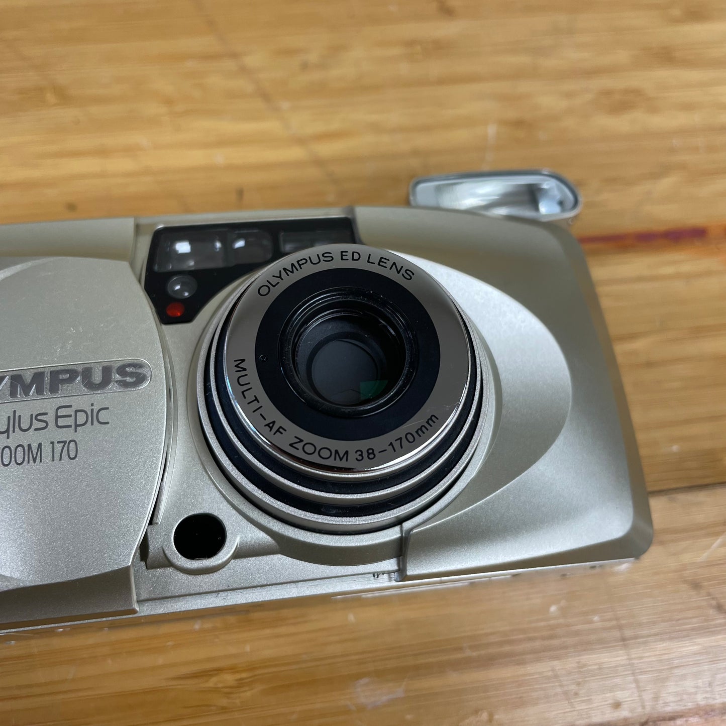 Olympus Stylus Epic Zoom 170 35mm All Weather Point & Shoot Camera w/ Case S# 4201525