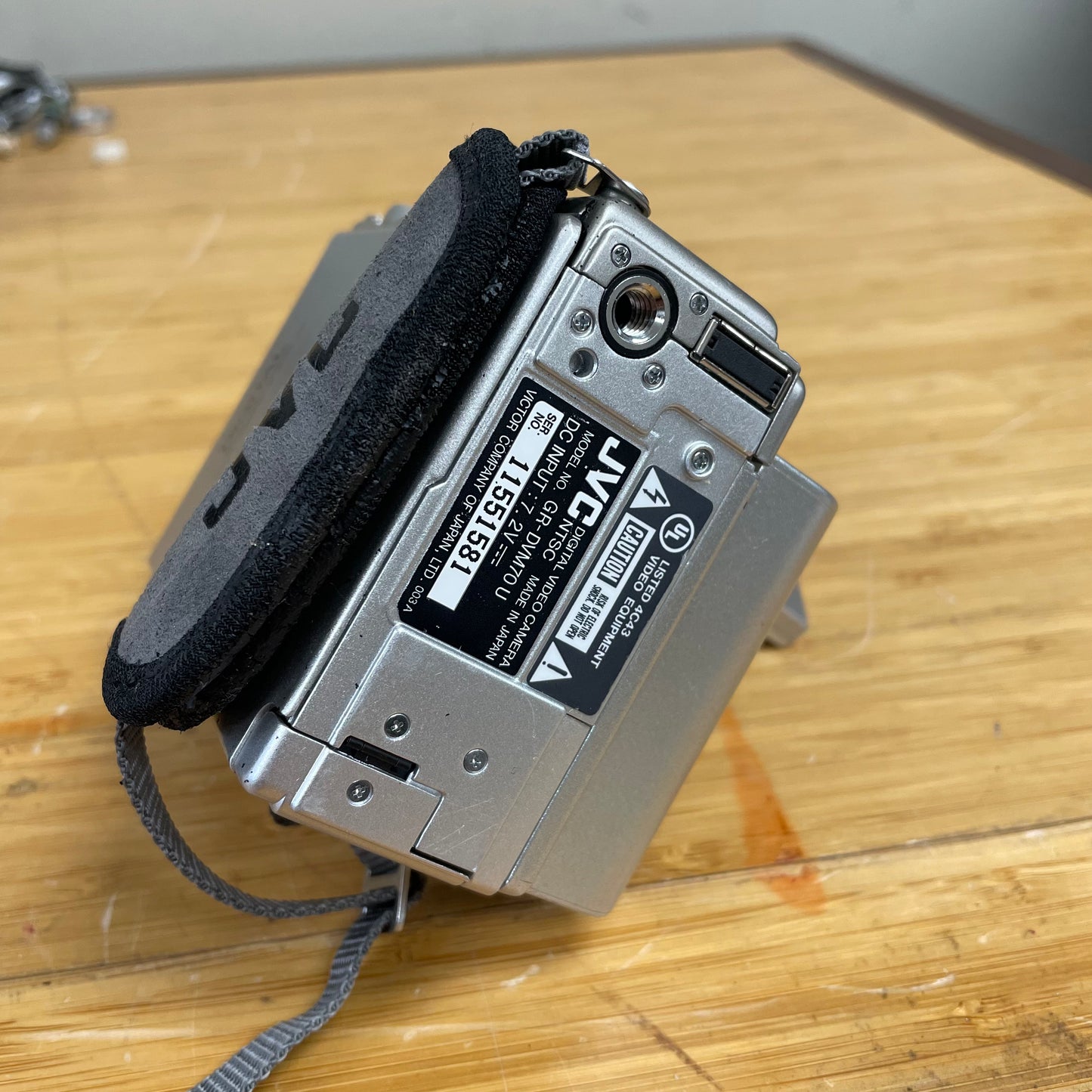 JVC GR-DVM70 Digital CyberCam Mini DV Camcorder w/ Docking Station, Batteries, Tapes & More!