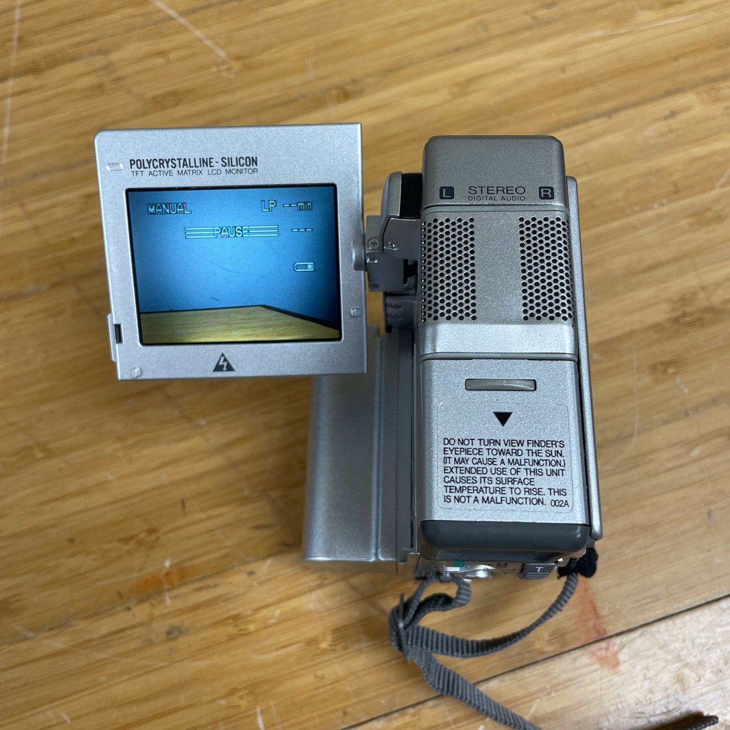 JVC GR-DVM70 Digital CyberCam Mini DV Camcorder w/ Docking Station, Batteries, Tapes & More!