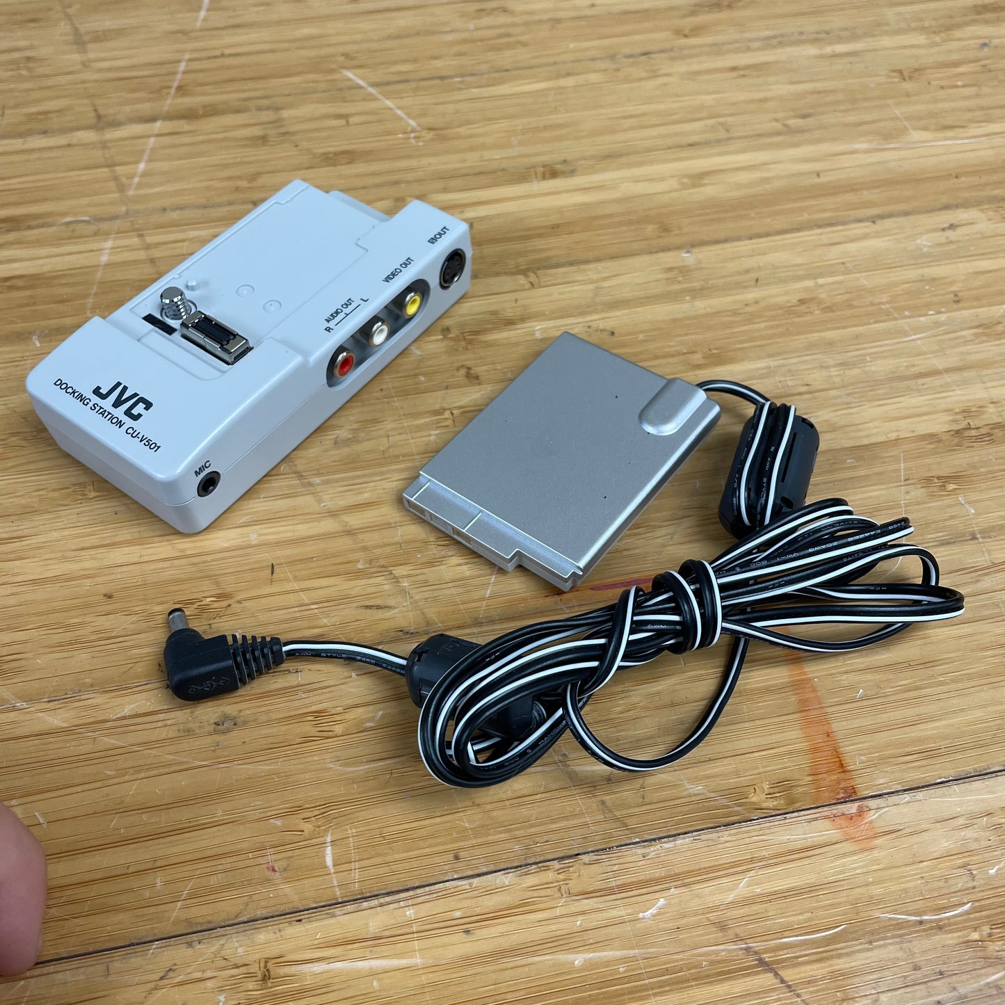 JVC GR-DVM70 Digital CyberCam Mini DV Camcorder w/ Docking Station, Batteries, Tapes & More!
