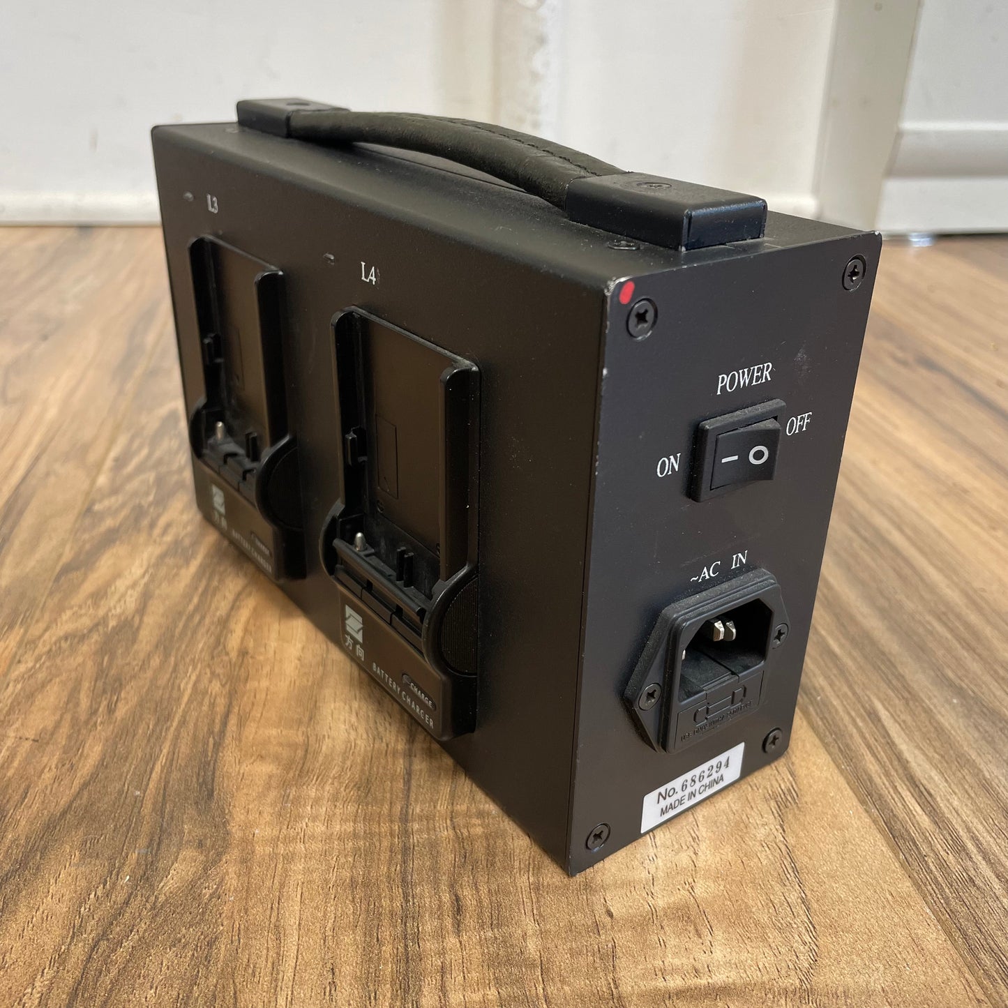 Phylion PL-4680S Quad Charger for Sony L-Series/NP-F Batteries - S# 686294