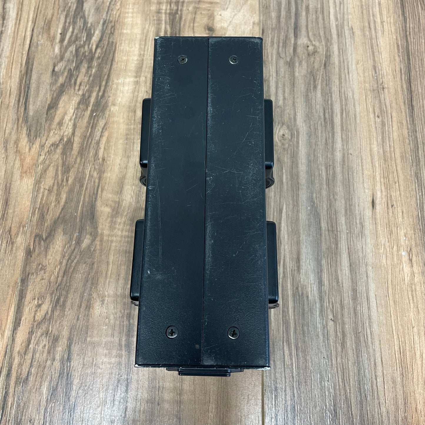 Phylion PL-4680P Quad Charger for Panasonic D54 DV Batteries - S# 065706