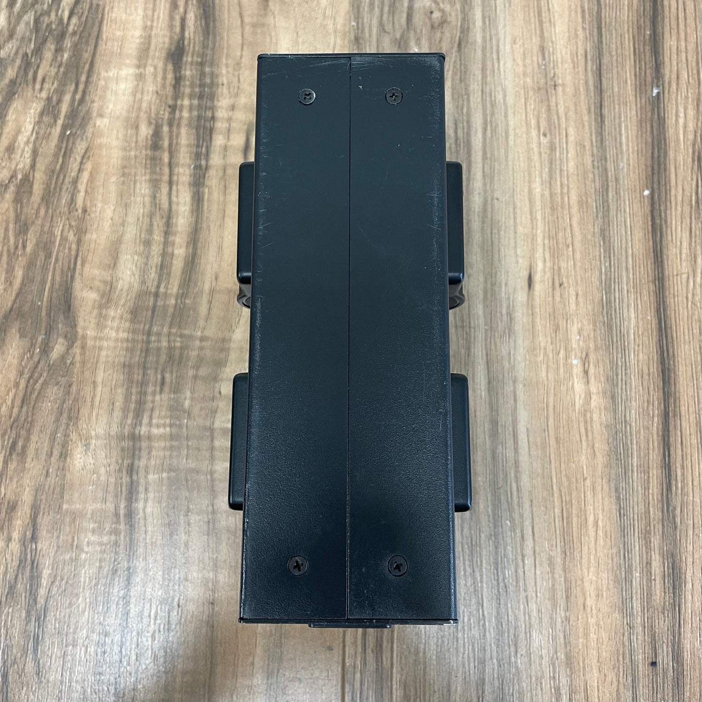 Phylion PL-4680P Quad Charger for Panasonic D54 DV Batteries - S# 065701