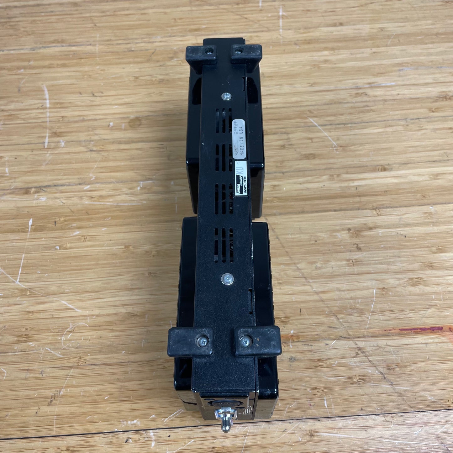 Anton/Bauer QBH Quad Battery Holder – 4-Battery Gold Mount Continuous Power Supply - S# 29969