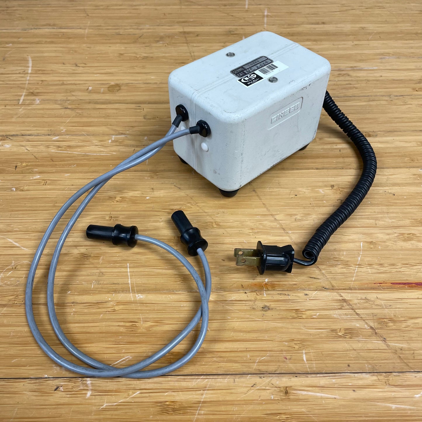 Cine 60 HF-Universal Dual Charger for SR I & II Batteries - S# 76344