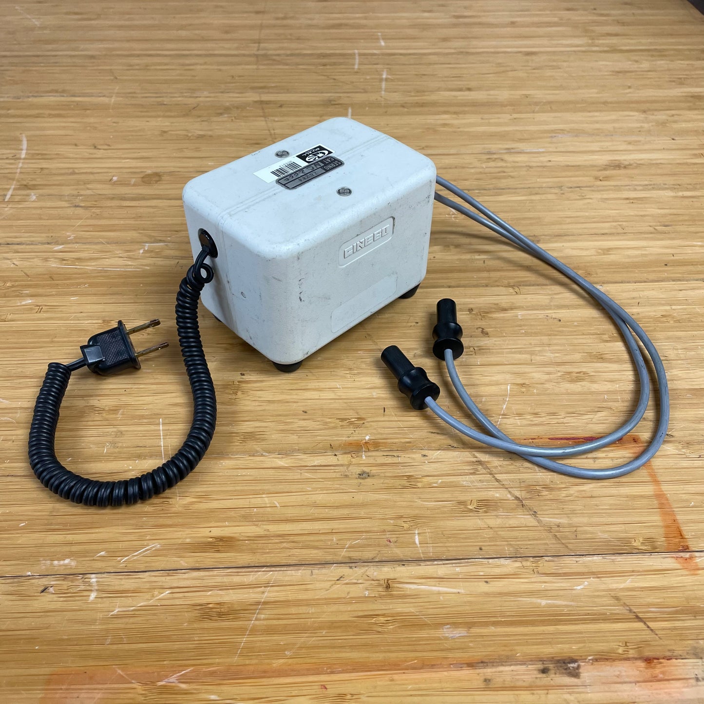 Cine 60 HF-Universal Dual Charger for SR I & II Batteries - S# 76344