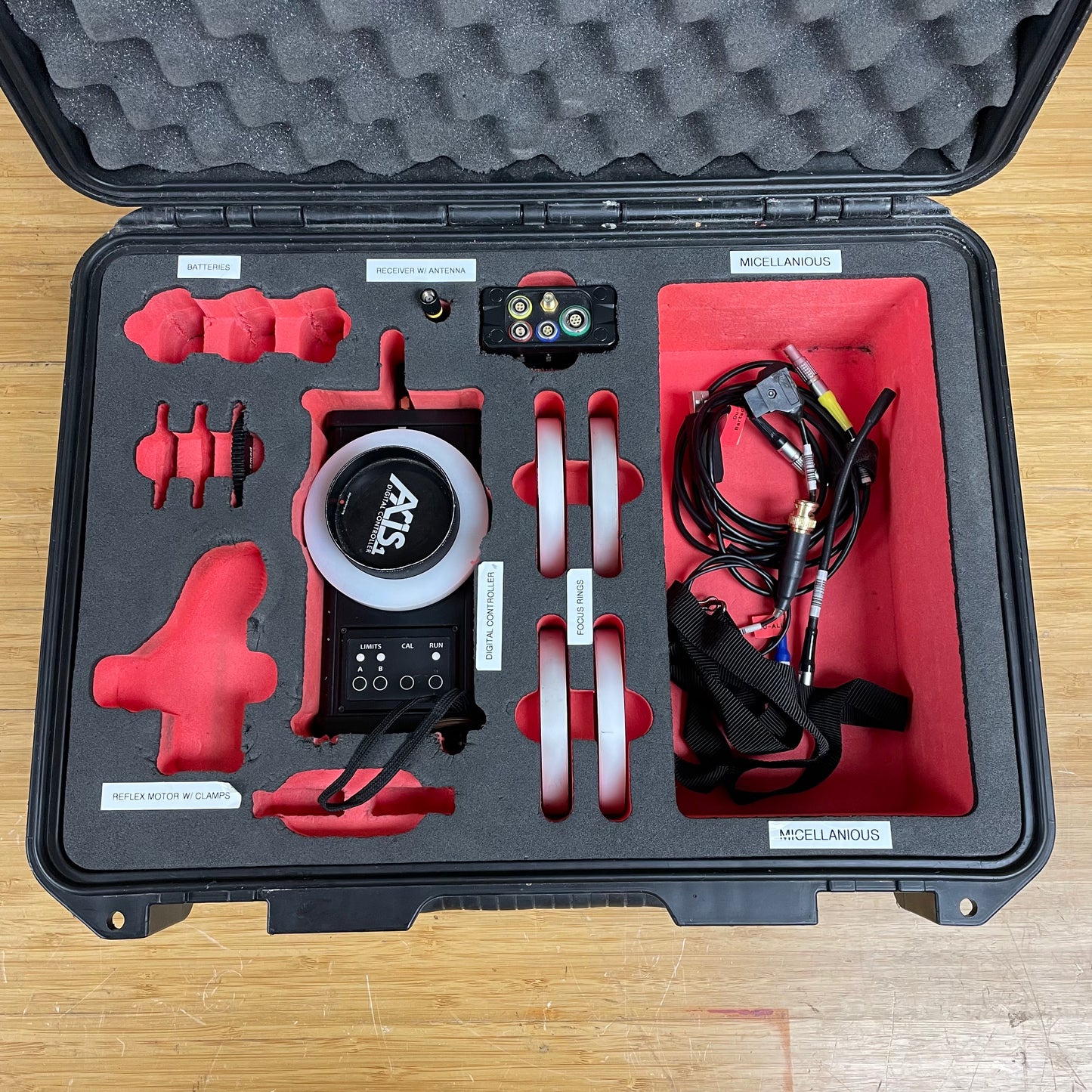 Hocus Axis 1 Remote Follow Focus Kit w/ Handset, Receiver & Case