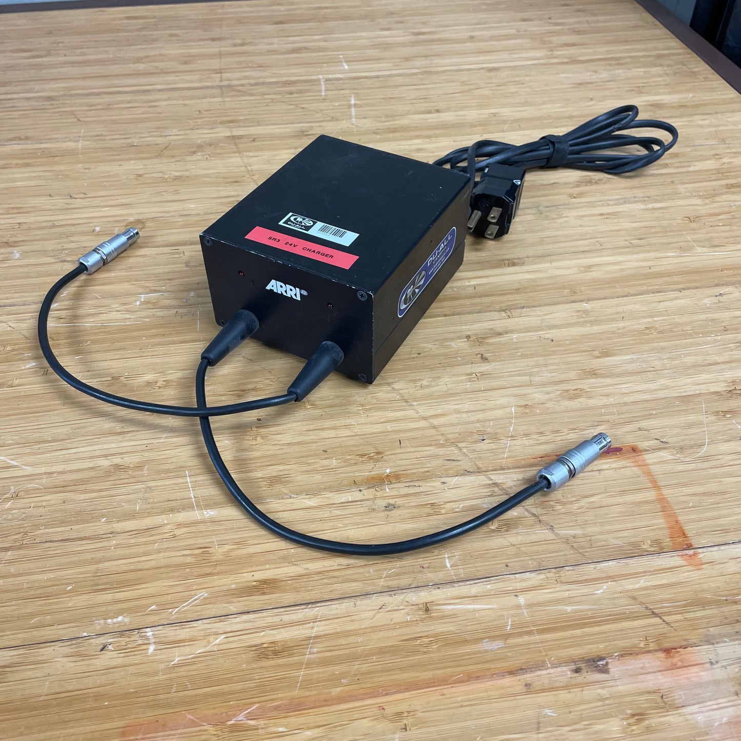 Arri NCL 24V 1.2Ah SR3 Dual Battery Charger K2.47014.0 - S# 947