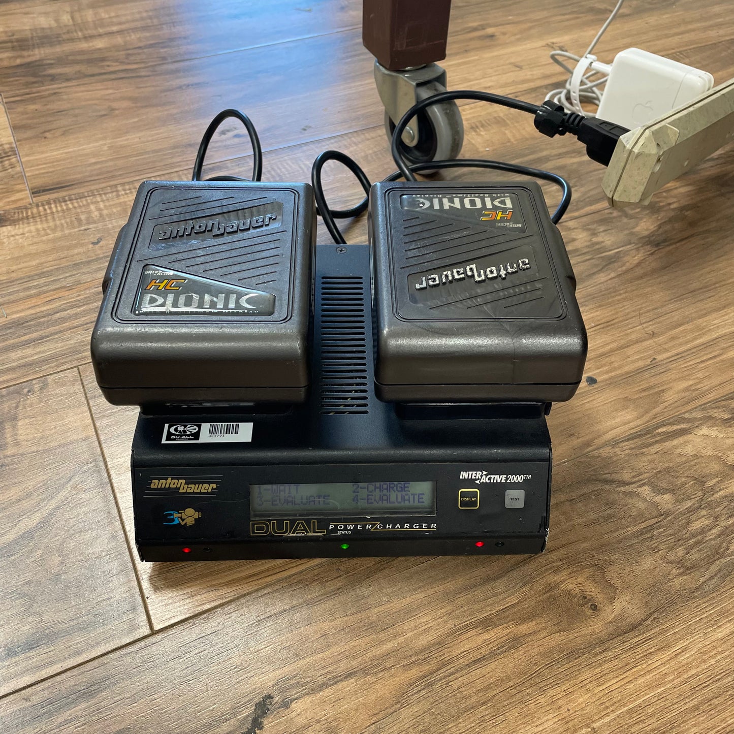 Anton Bauer Gold Mount Batteries (5) w/ Dual Charger Kit - READ DESCRIPTION