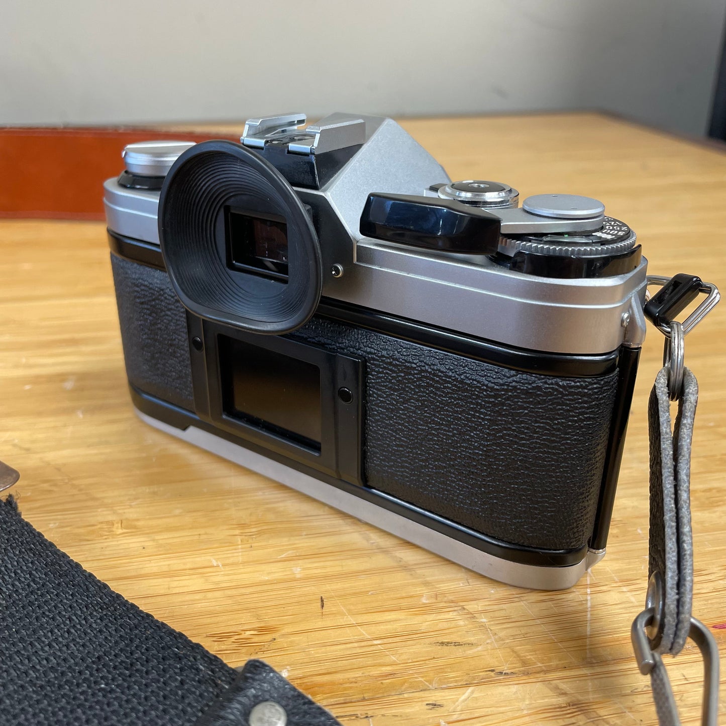 Canon AE-1 35mm Camera Body S# 5172458 with Canon FD 50mm T1.8 Lens S# 4155582