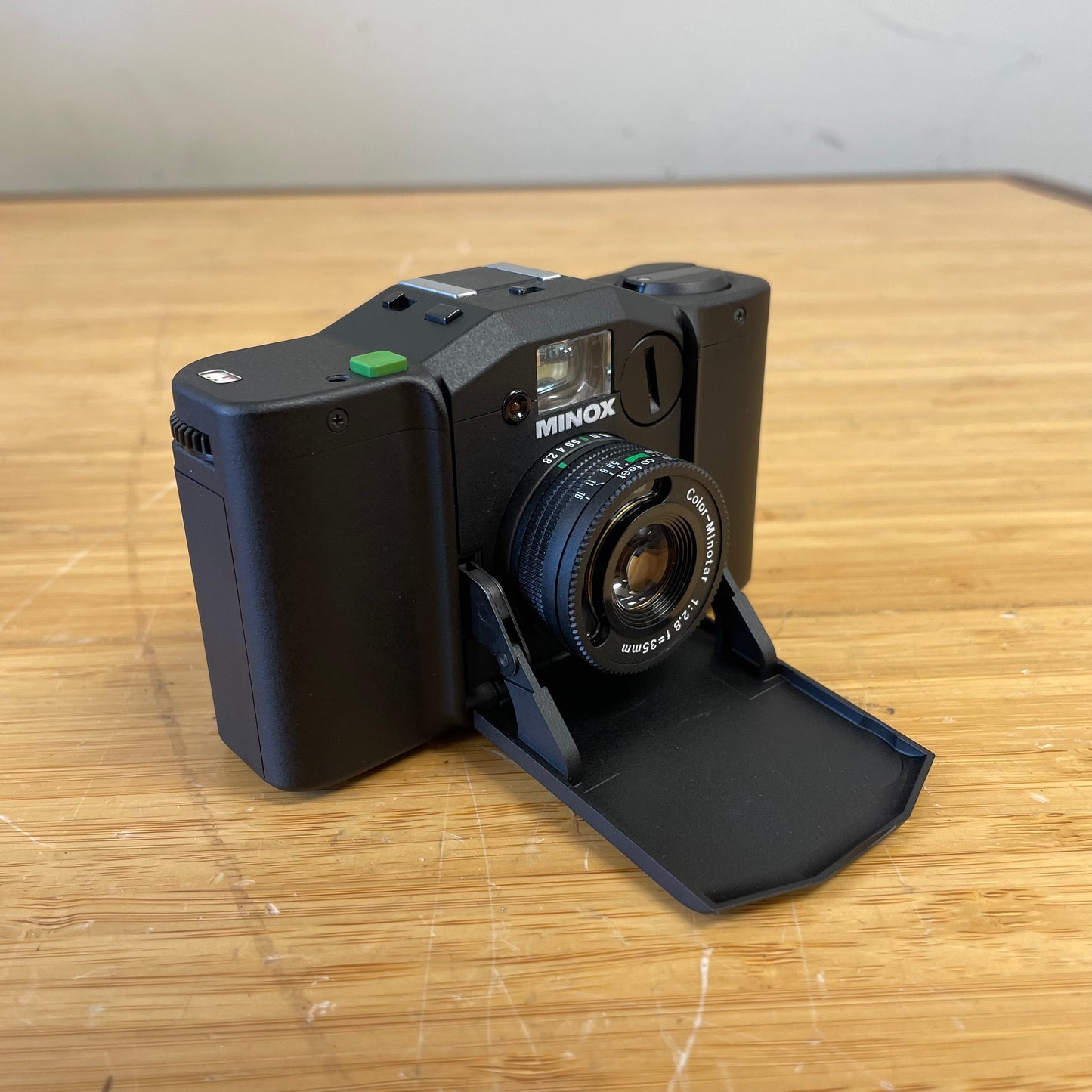 Minox 35 GSE 35mm Film Camera - LIKE NEW - S# 9007196