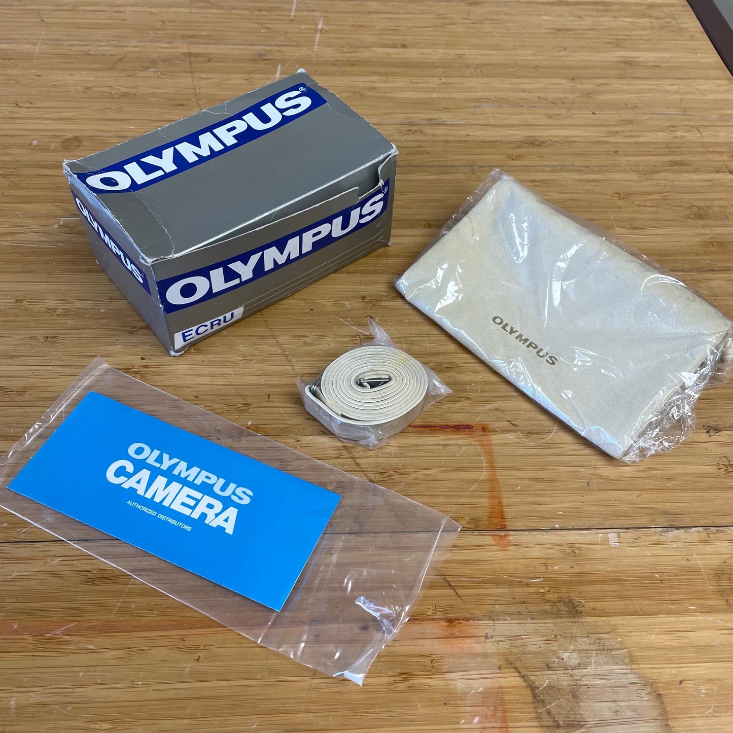 Olympus Ecru 35mm Point & Shoot Autofocus Film Camera Limited Edition JAPAN - MINT