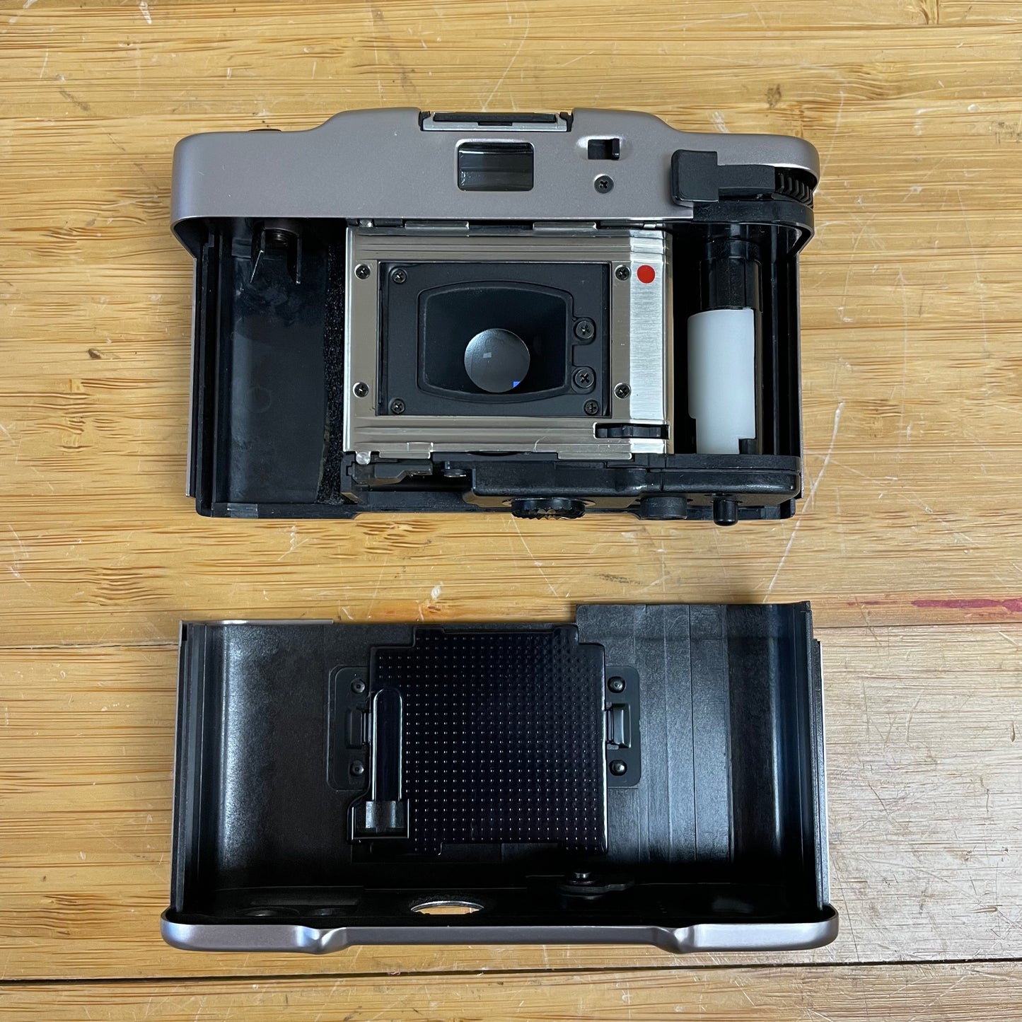 Minox MDC 35mm Film Camera / MC Minoxar 35mm f/2.8 — Excellent Condition — S/N 7501763