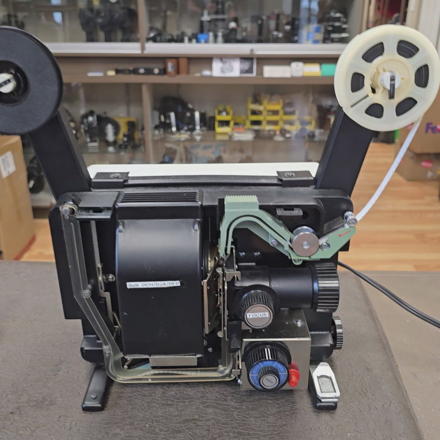 Honeywell Elmo Filmatic C Super 8mm Film Projector S# 712959 – Du