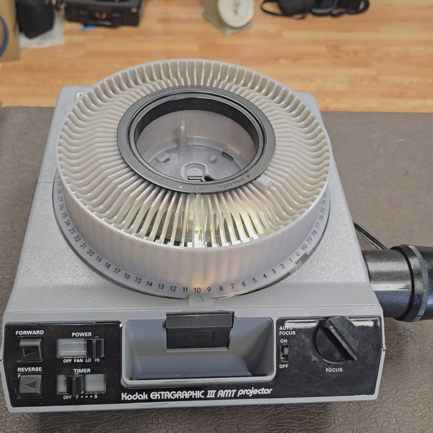 Kodak Ektagraphic III AMT 35mm Carousel Slide Projector with Zoom