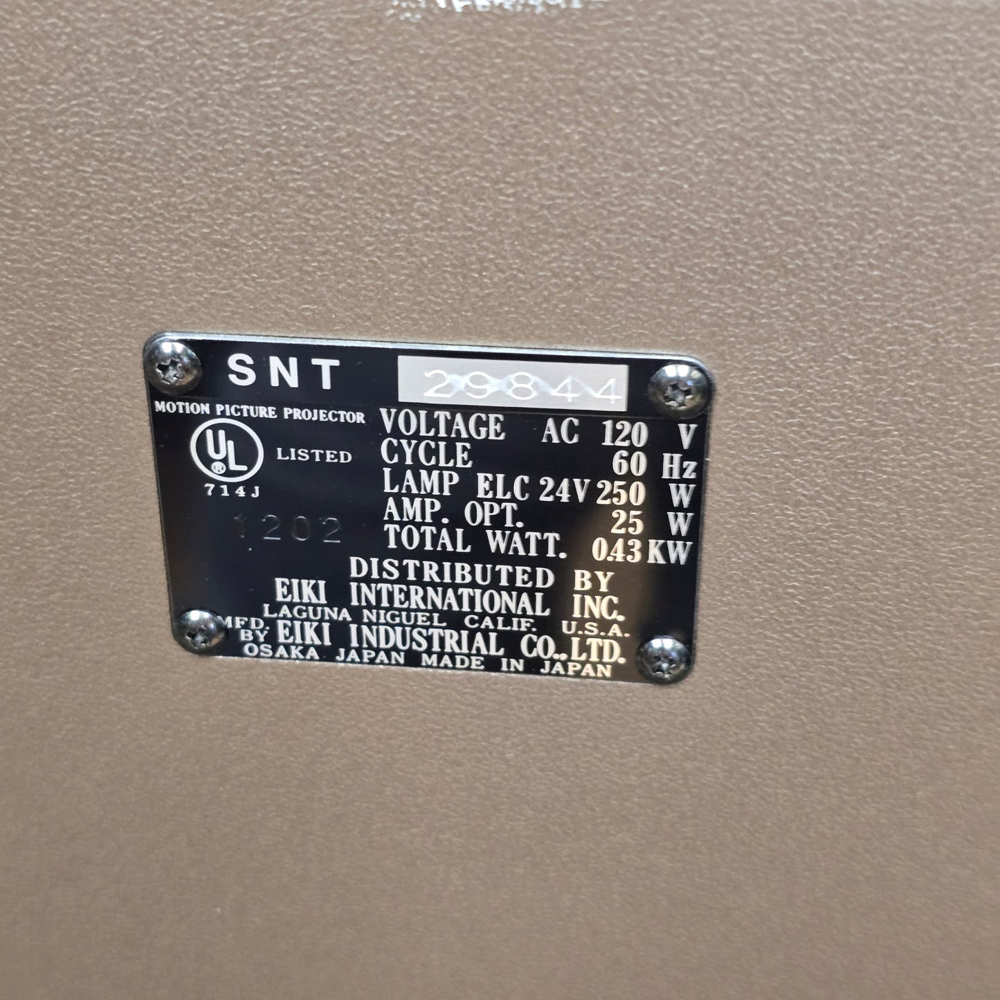 Eiki SNT-O Slim Line 16mm Autoload Sound Projector S# 29844
