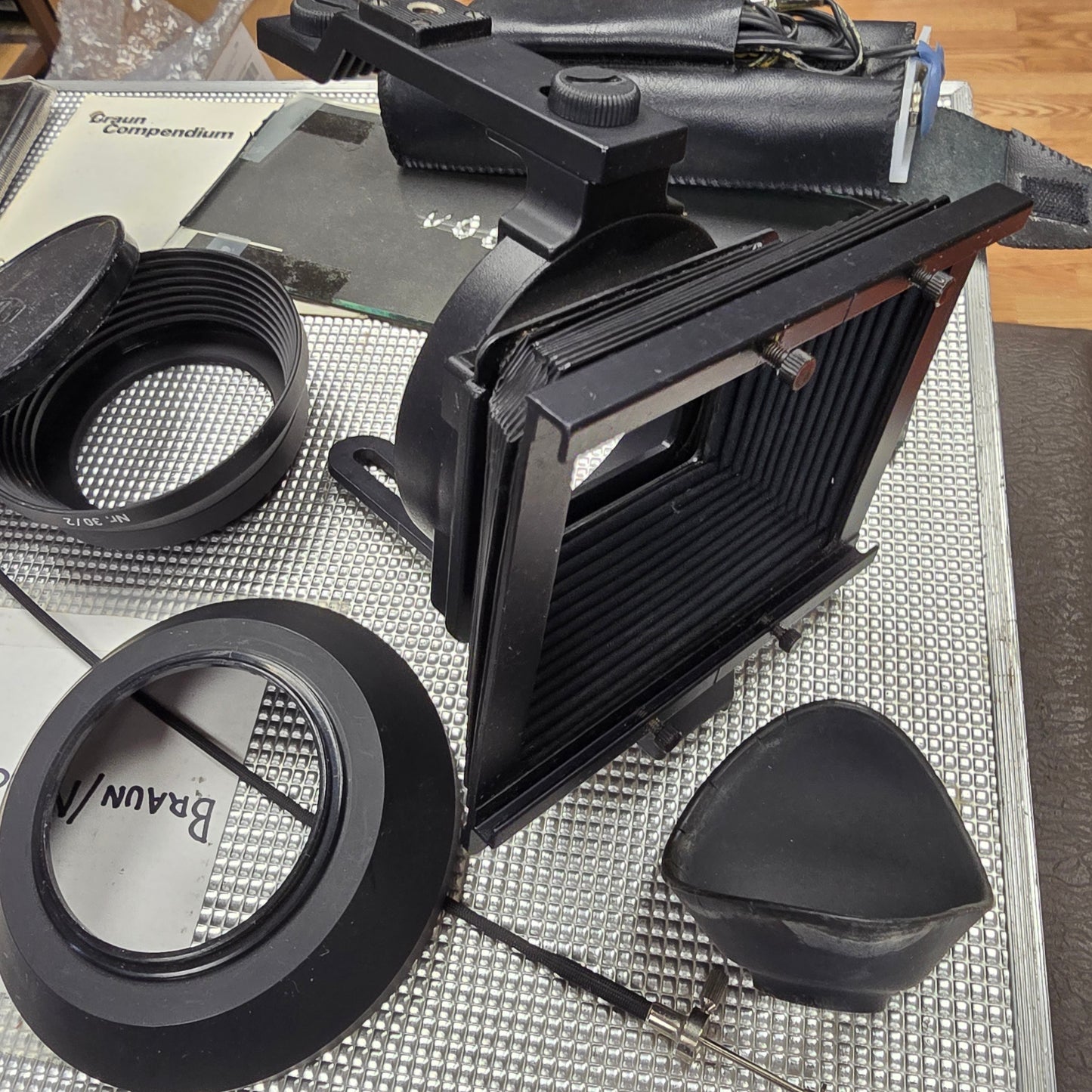 Braun Nizo Hammered Aluminum Case with Accessories for Nizo 6080/ 4080 / 6056 Model Cameras