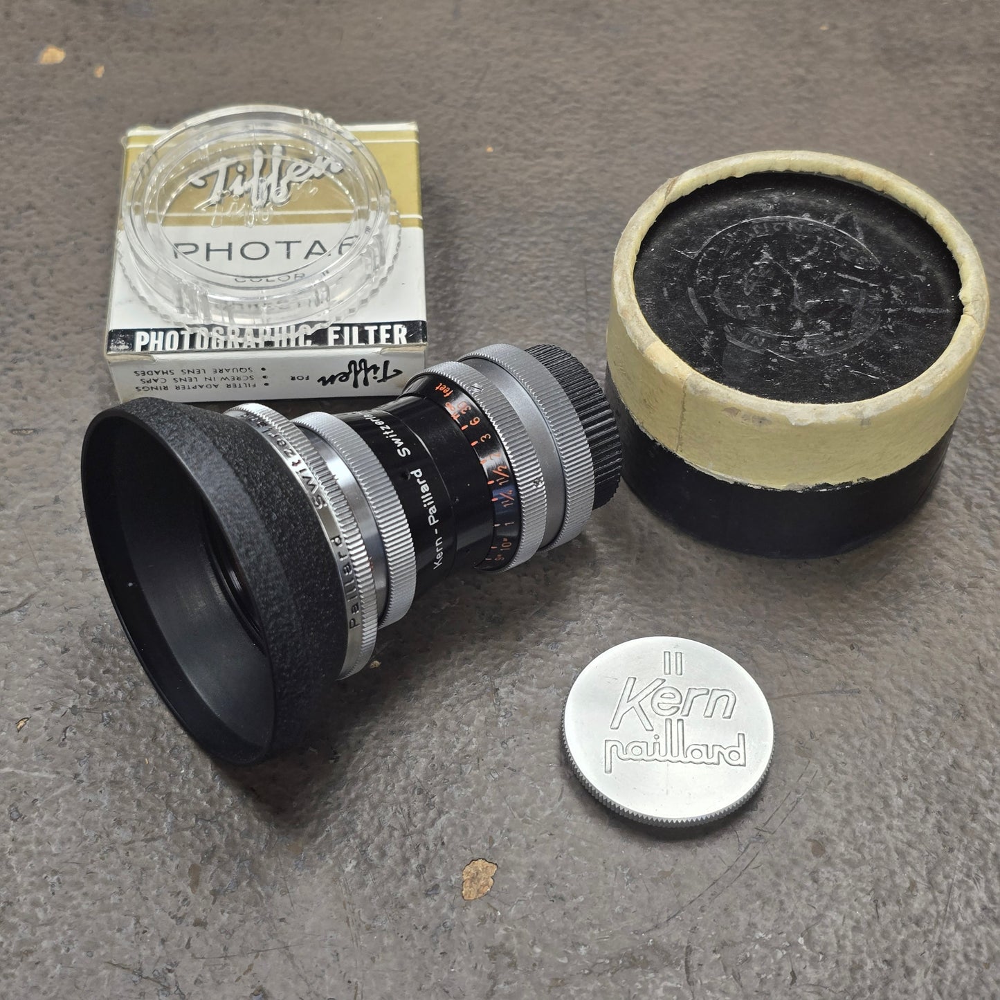 Switar 10mm f1.6 H16 RX C-Mount Lens S# 737187 with Lens Shade & 85 Filter