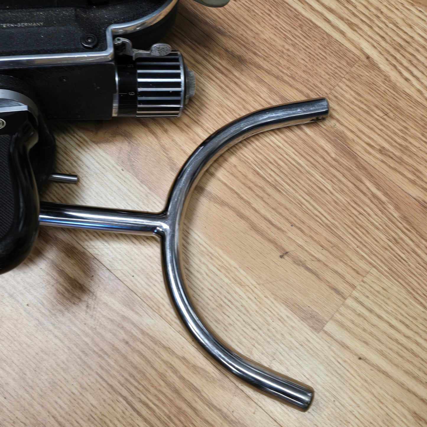Arri Shoulder Support with Arri Pistol Grip Handgrip S# 870907
