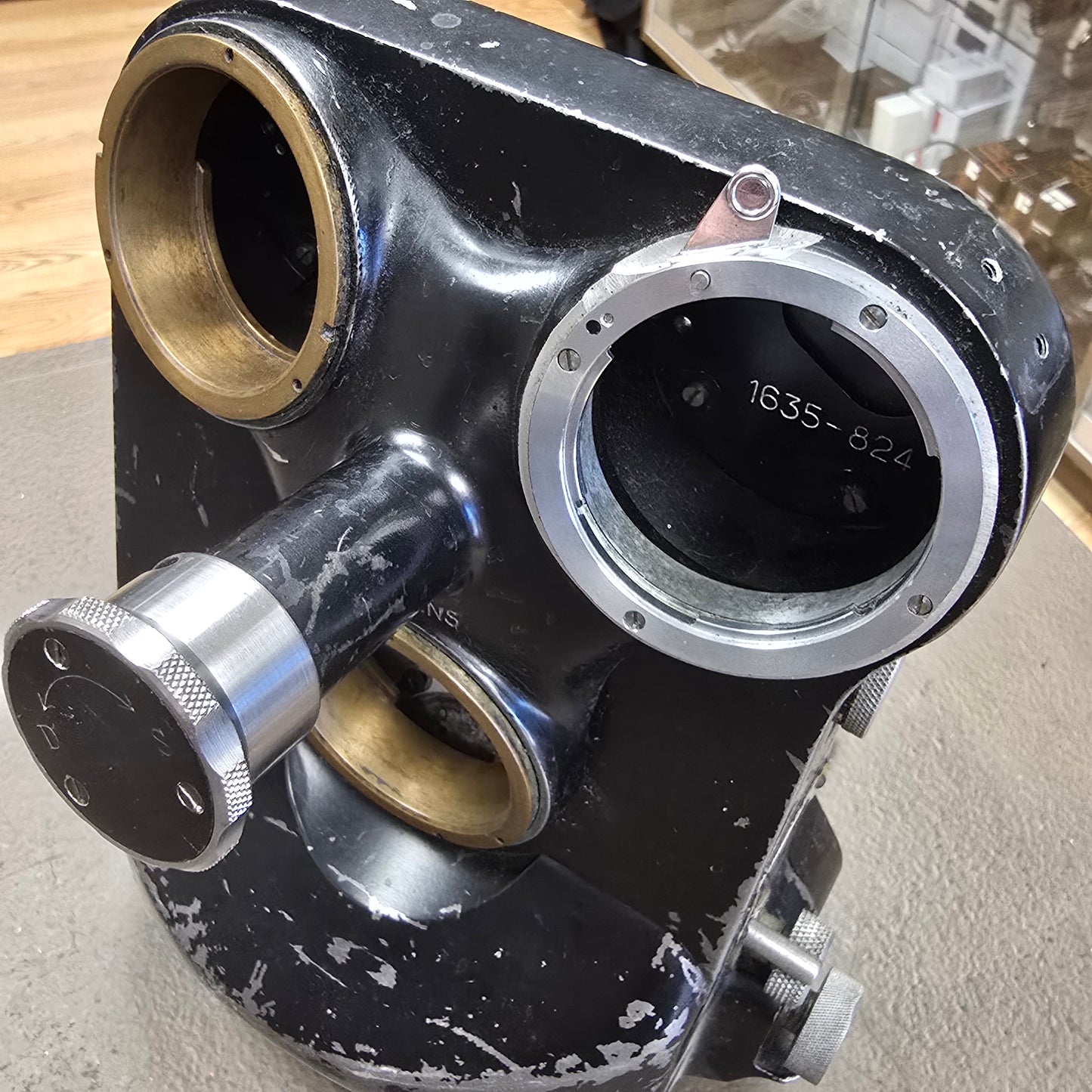 Eclair Cameflex Standard 35mm Parts Camera Body Only S# 1635-824