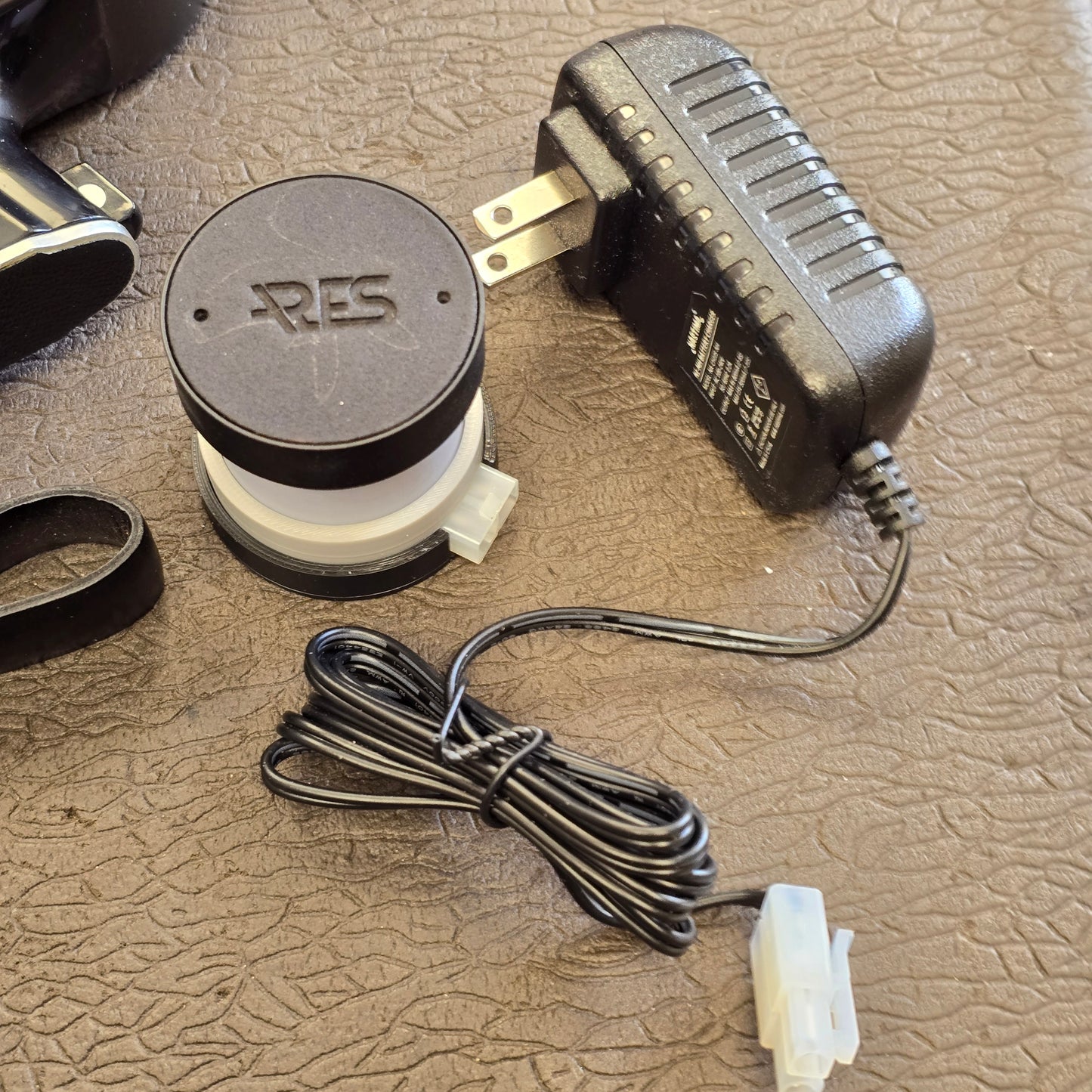 Beaulieu 4008 ZM2 Super 8mm Camera S# 910652 with Beaulieu-Optivaron Schneider-Kreuznach 6-66mm T1.8 Powered Zoom Lens S# 12136156