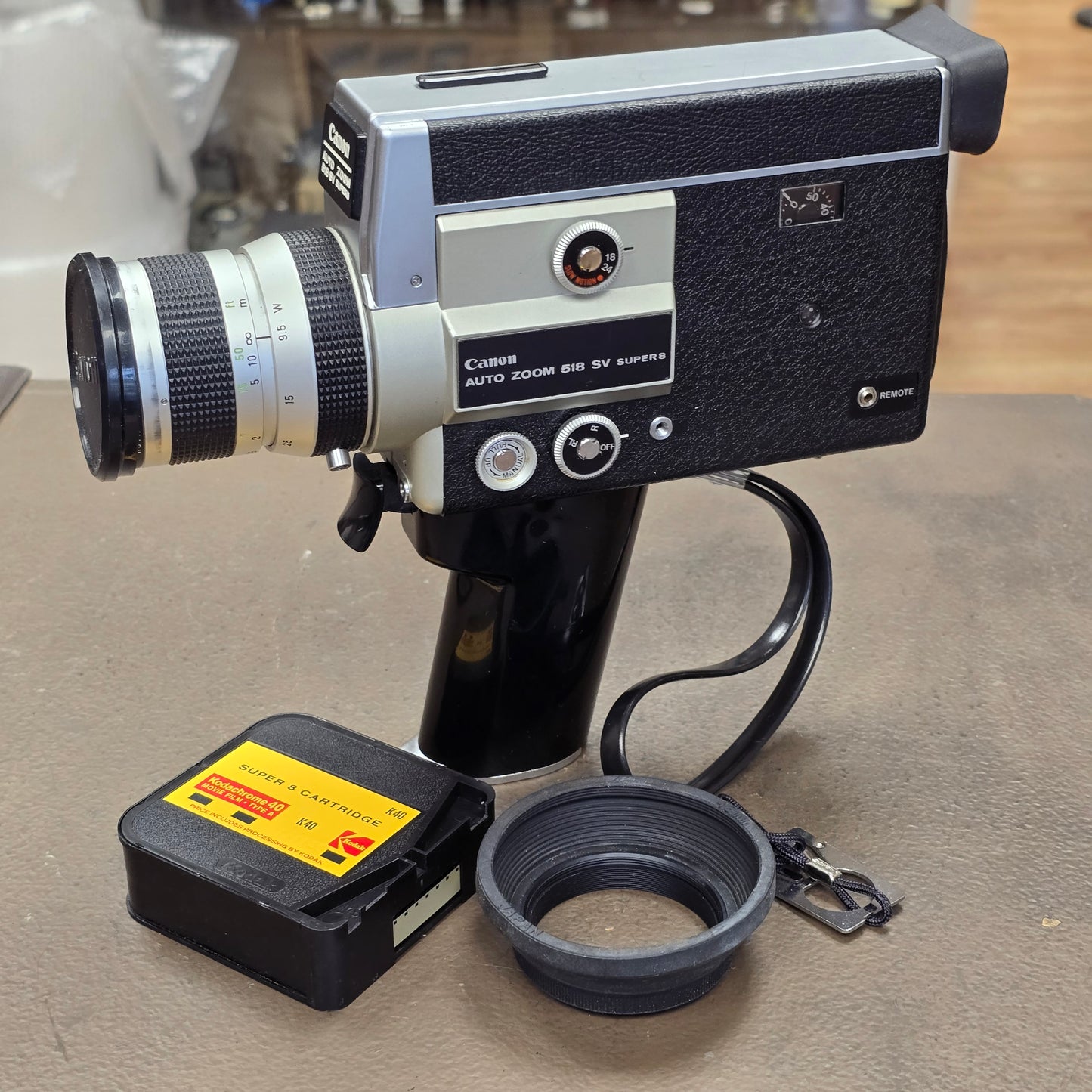 Canon 518 Auto Zoom SV (Special Version) Super 8mm Camera S# 204210