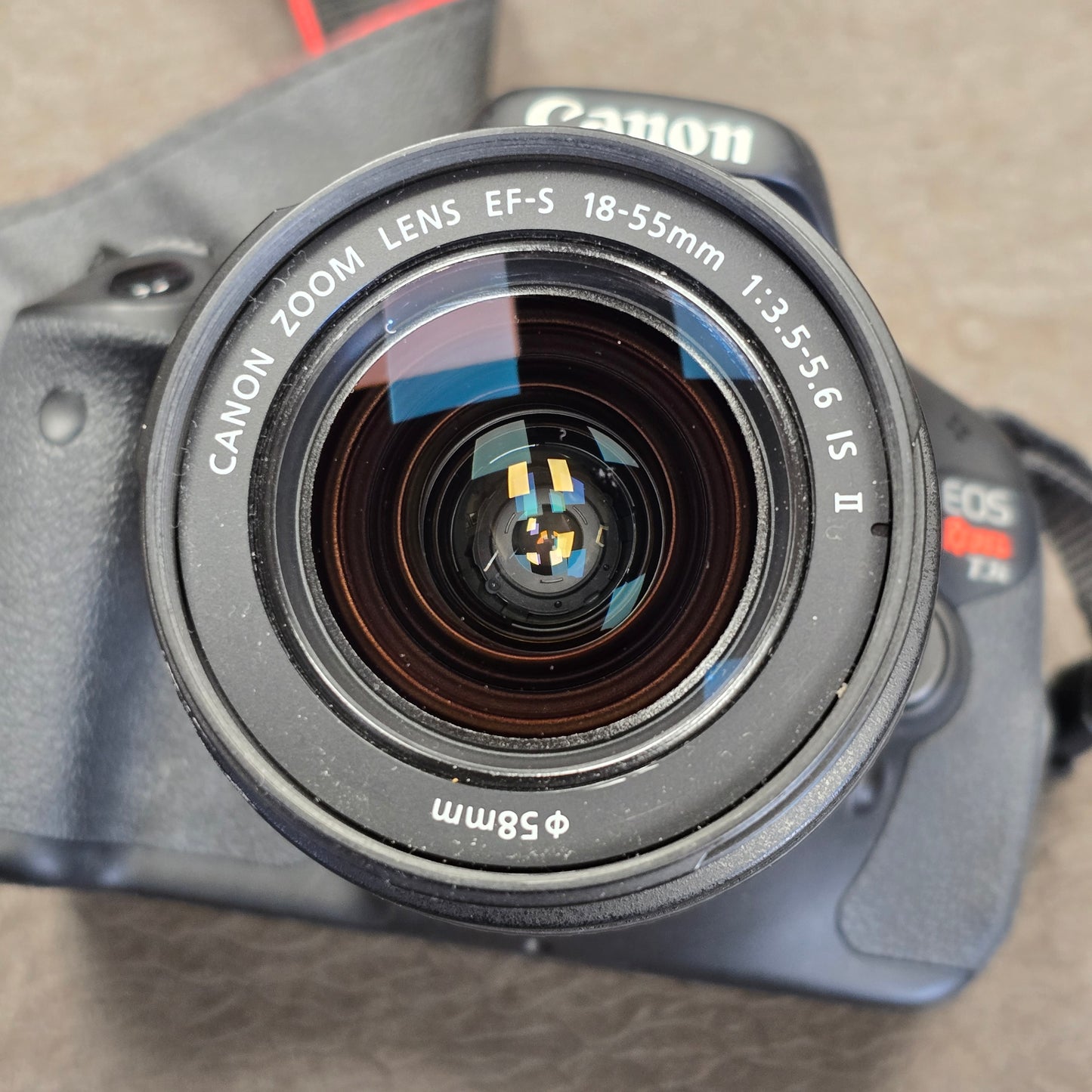 Canon EOS Rebel T3i DSLR Camera S# 232076194429 with Canon 18-55mm Zoom lens