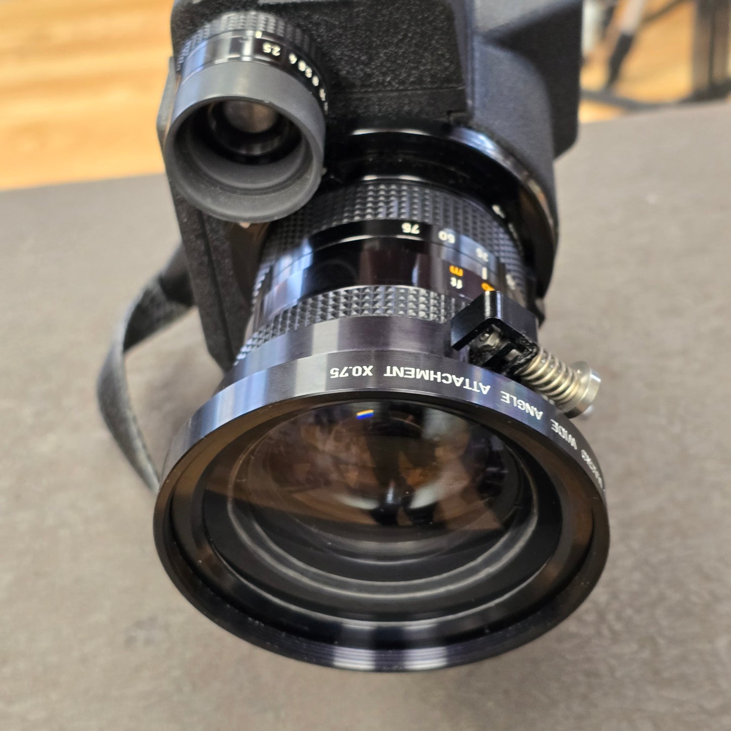 Canon X0.75 Clamp On Macro Wide Angle Attachment for Canon Scoopic Cameras