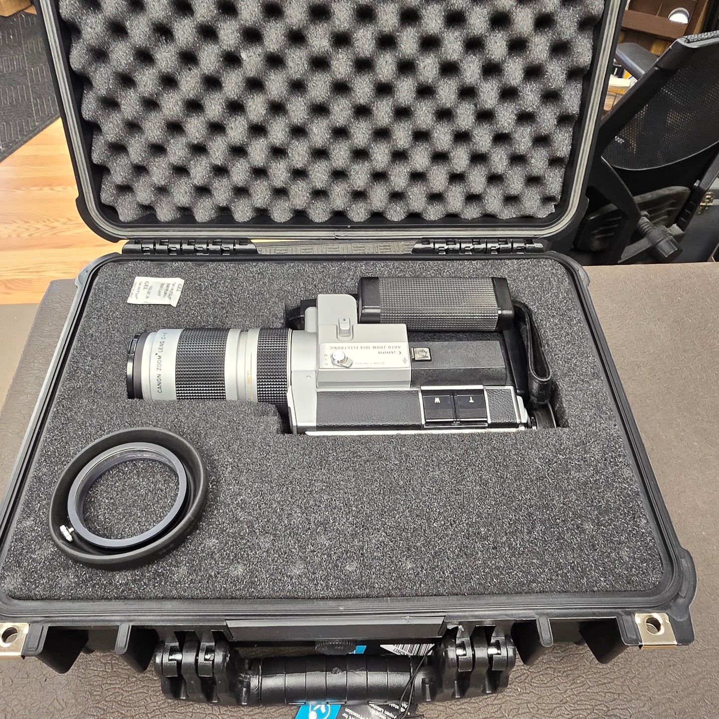 Canon 1014 Auto Zoom Electronic Super 8mm Camera S# 146964-150223