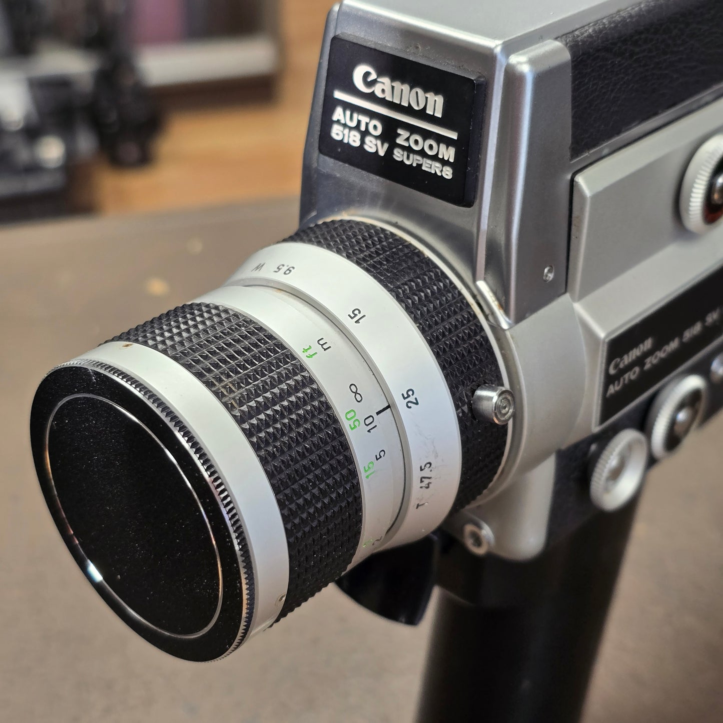 Canon 518 Auto Zoom SV (Special Version) Super 8mm Camera S# 262652 With Case