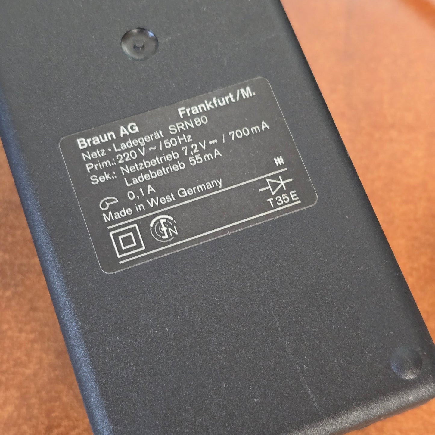 Braun Nizo SRN80 AC Power Charger / External Battery Supply