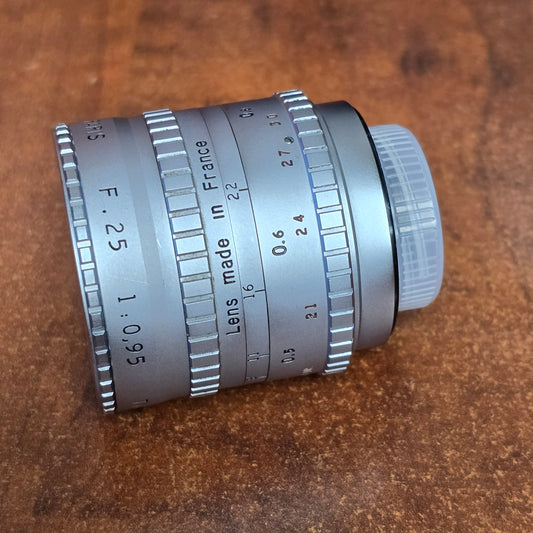 Angenieux Paris 25mm f0.95 Type M1 C-Mount lens S# 1166718