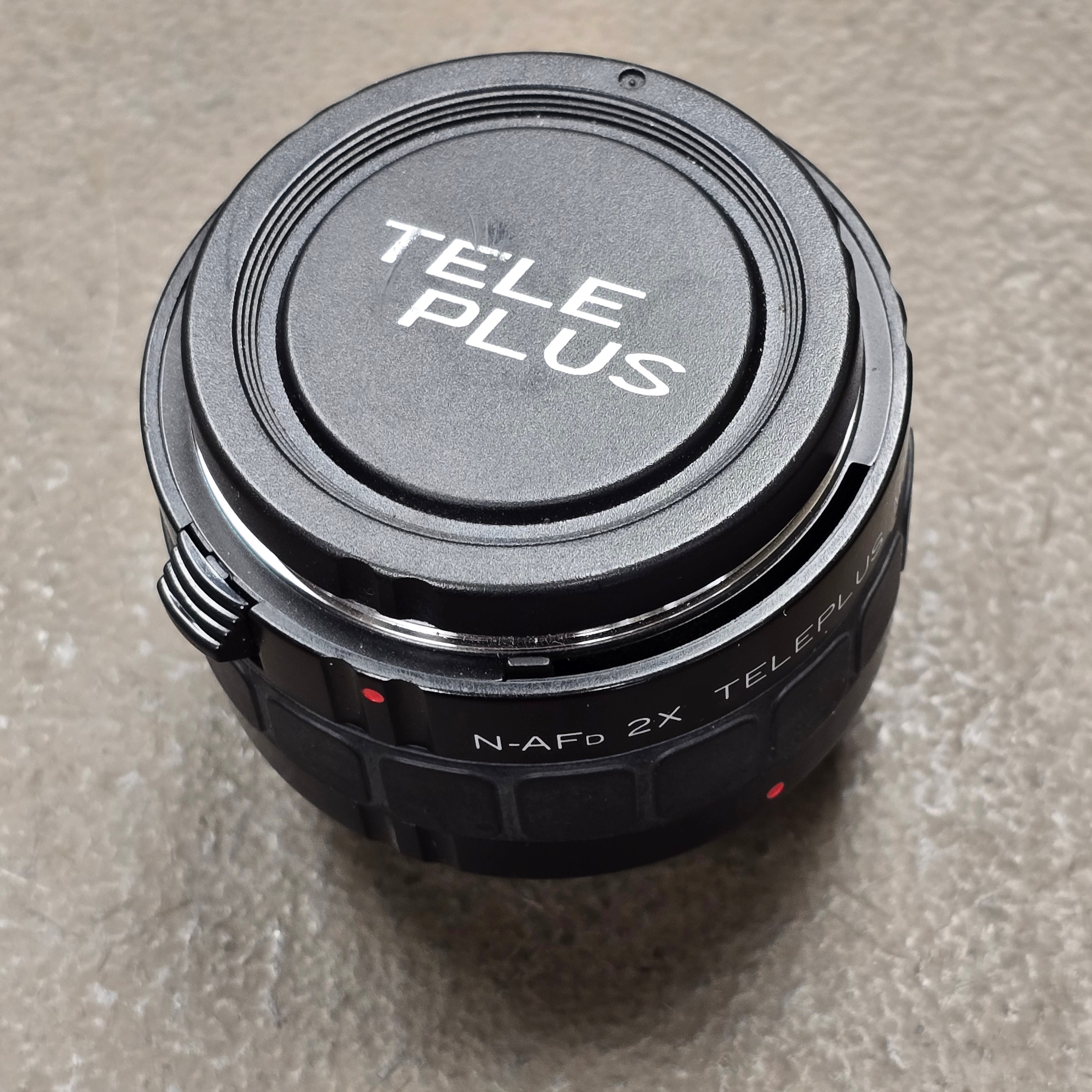 Kenko Tokina N-AFd 2x converter for NIKON Teleplus MC 7 – Du