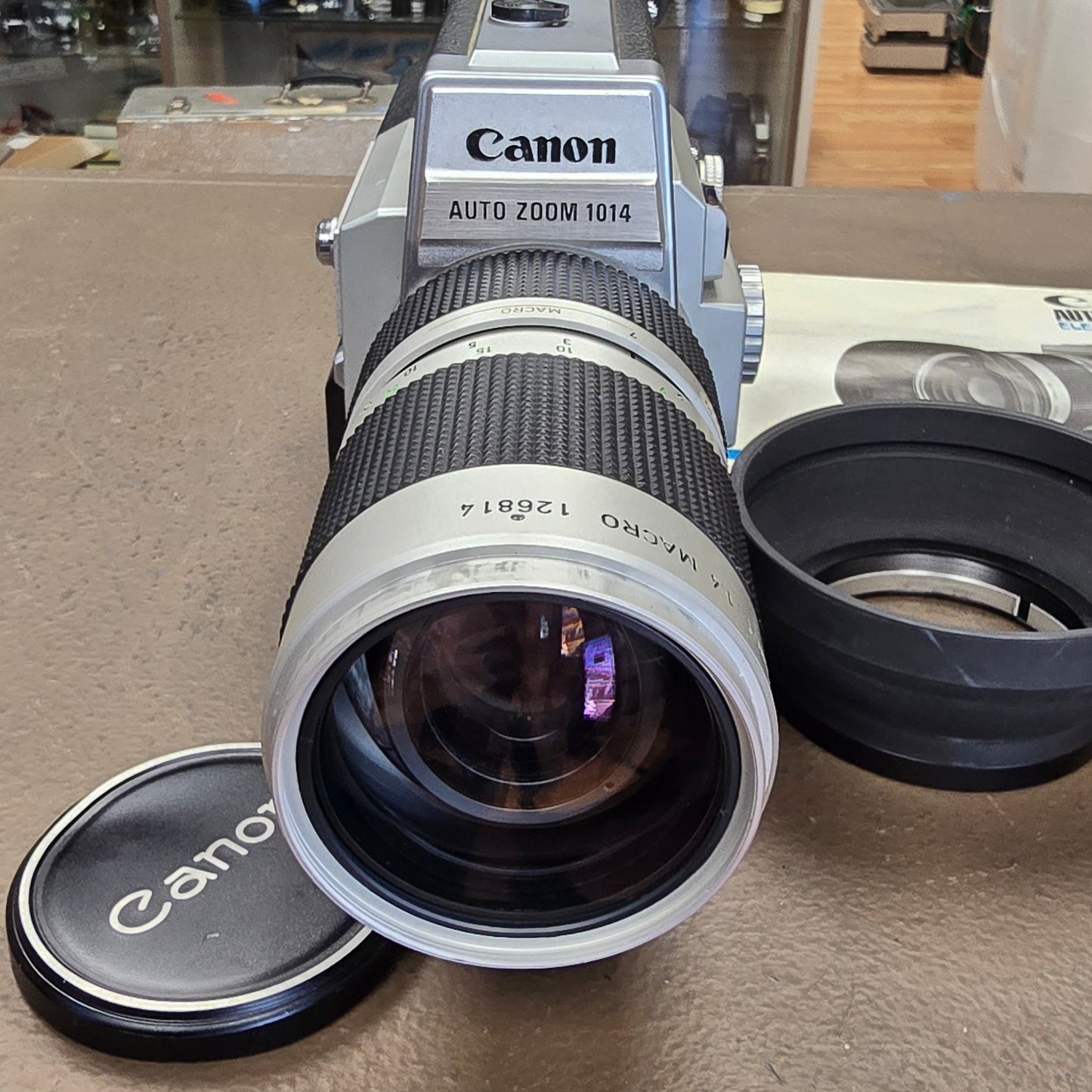 Canon 1014 Auto Zoom Electronic Super 8mm Camera S# 123440-126814