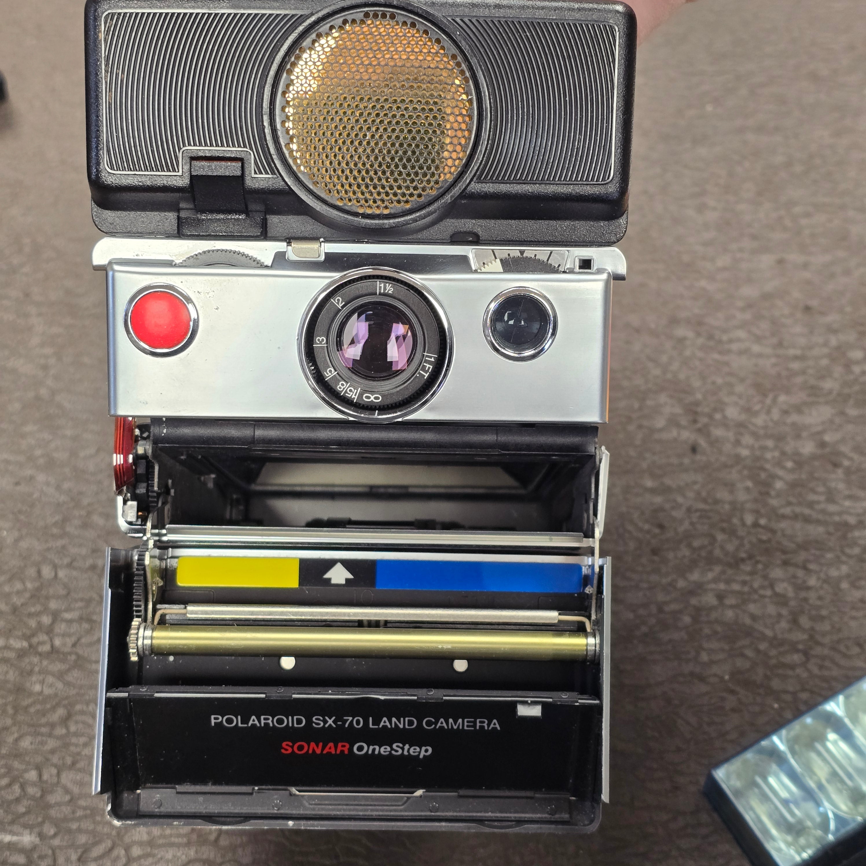 Polaroid SX-70 Land Camera Sonar One Step with Flash & Manual – Du