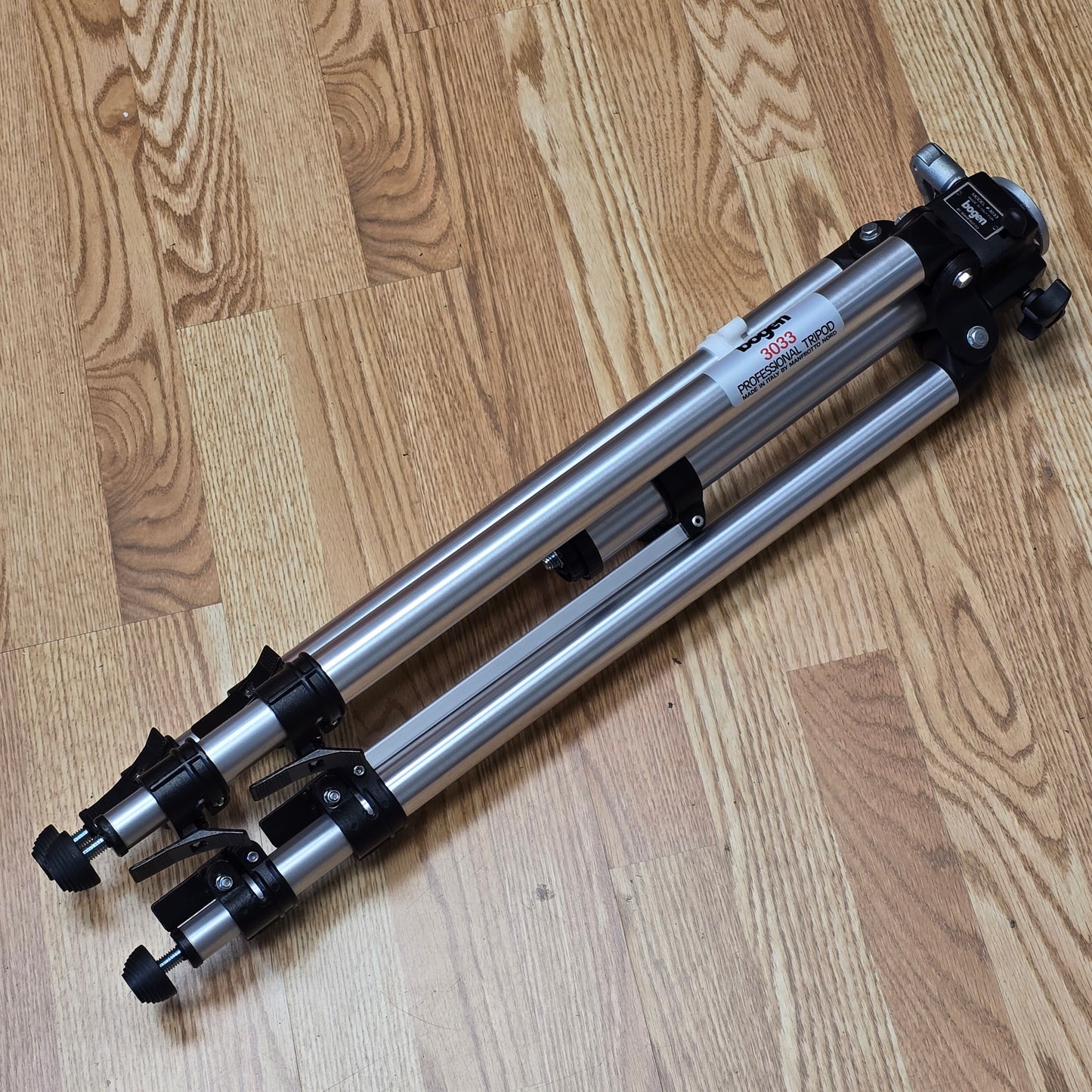 Bogen 3033 Professional Aluminum Tripod Legs