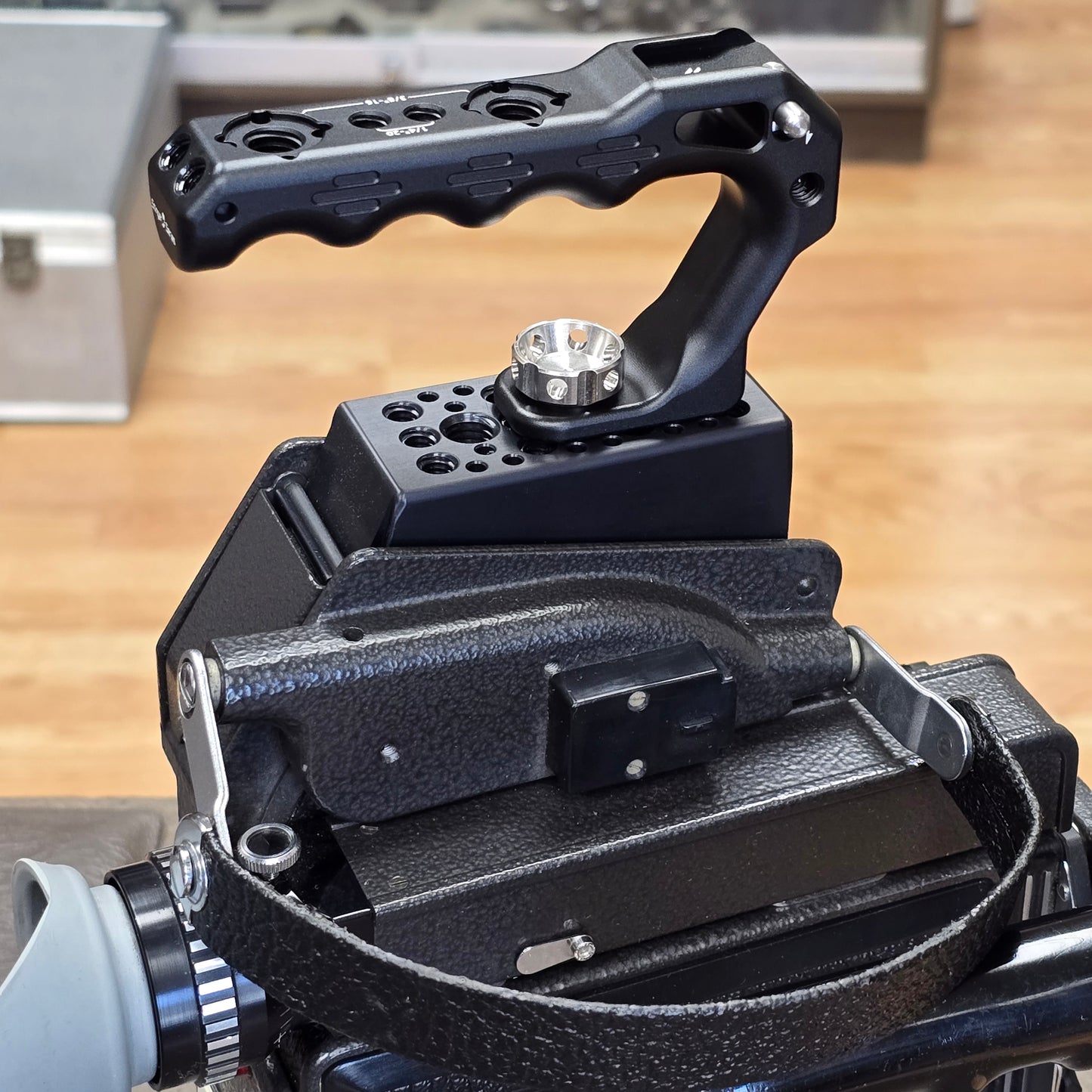 Bolex Ergonomic Locating Top Handle Accessory