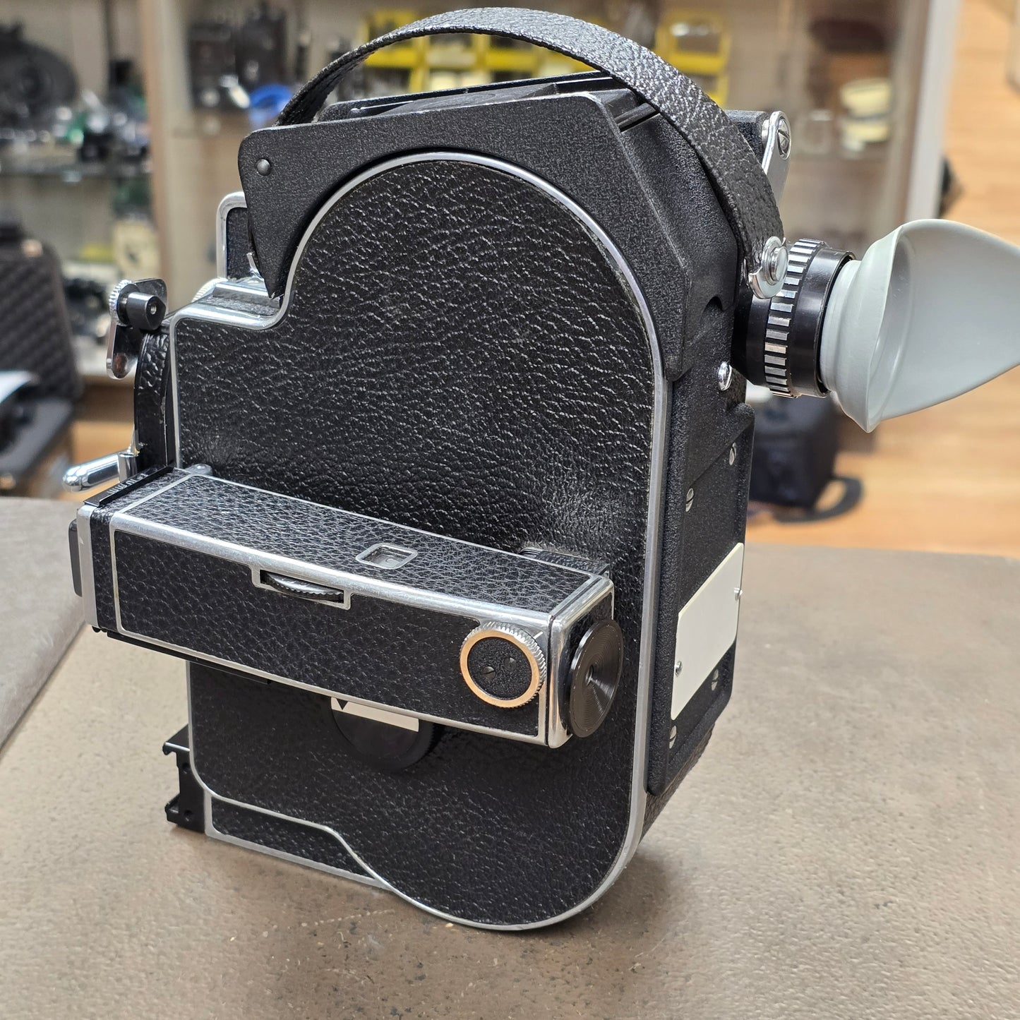 Bolex Super 16 REX 5 Camera body with 13x viewfinder & Padded Case S# 304674 (JK Meritex Conversion)