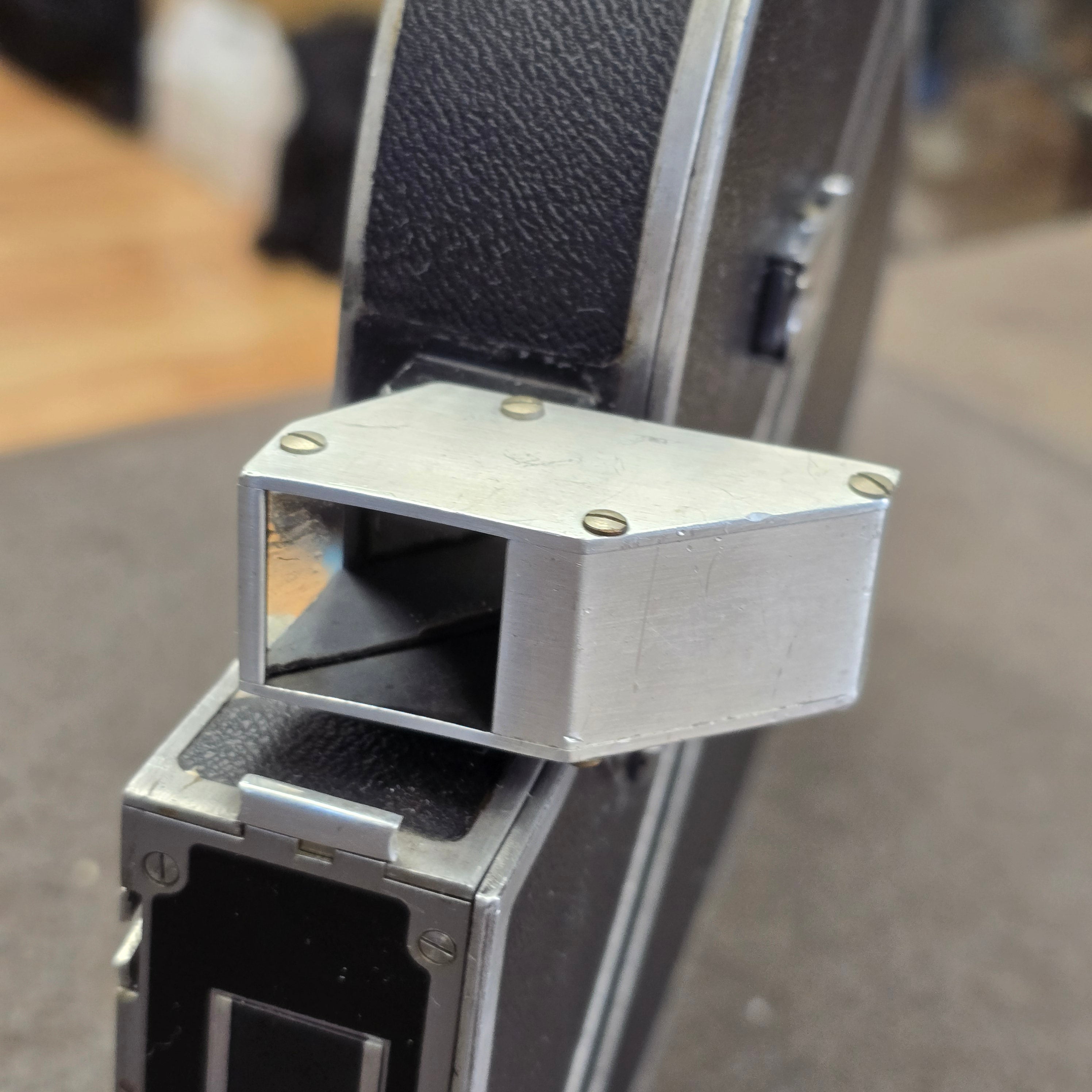 Cine-Kodak SpeciaI 200' 16mm Magazine S# 200-2813 – Du-All Camera