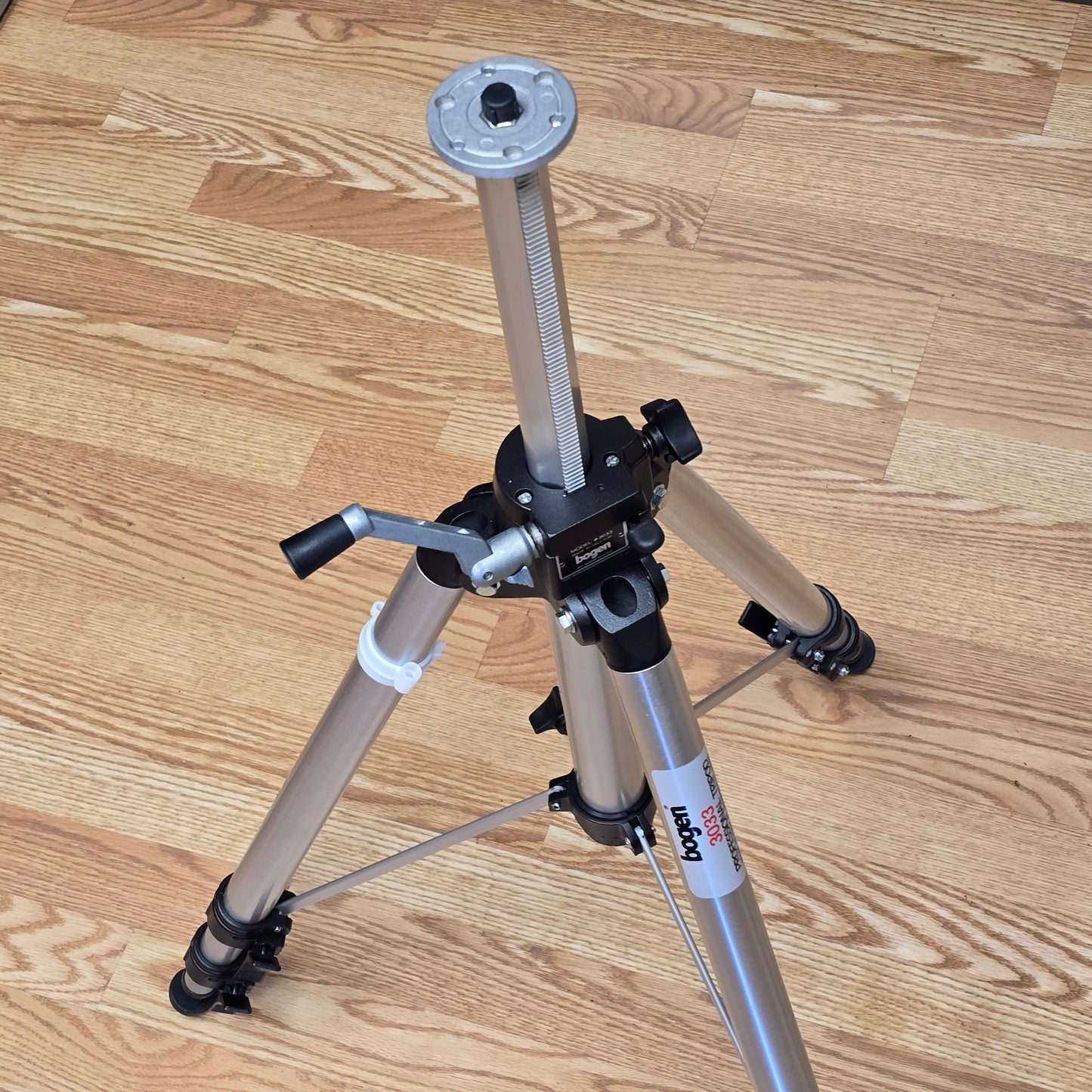 Bogen 3033 Professional Aluminum Tripod Legs