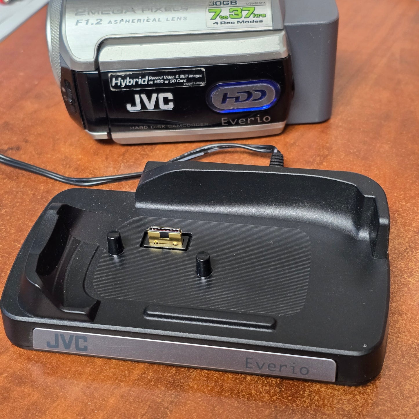 JVC Everio GZ-MG255U Hard Disk Camcorder Package (NTSC) S# 092K2395