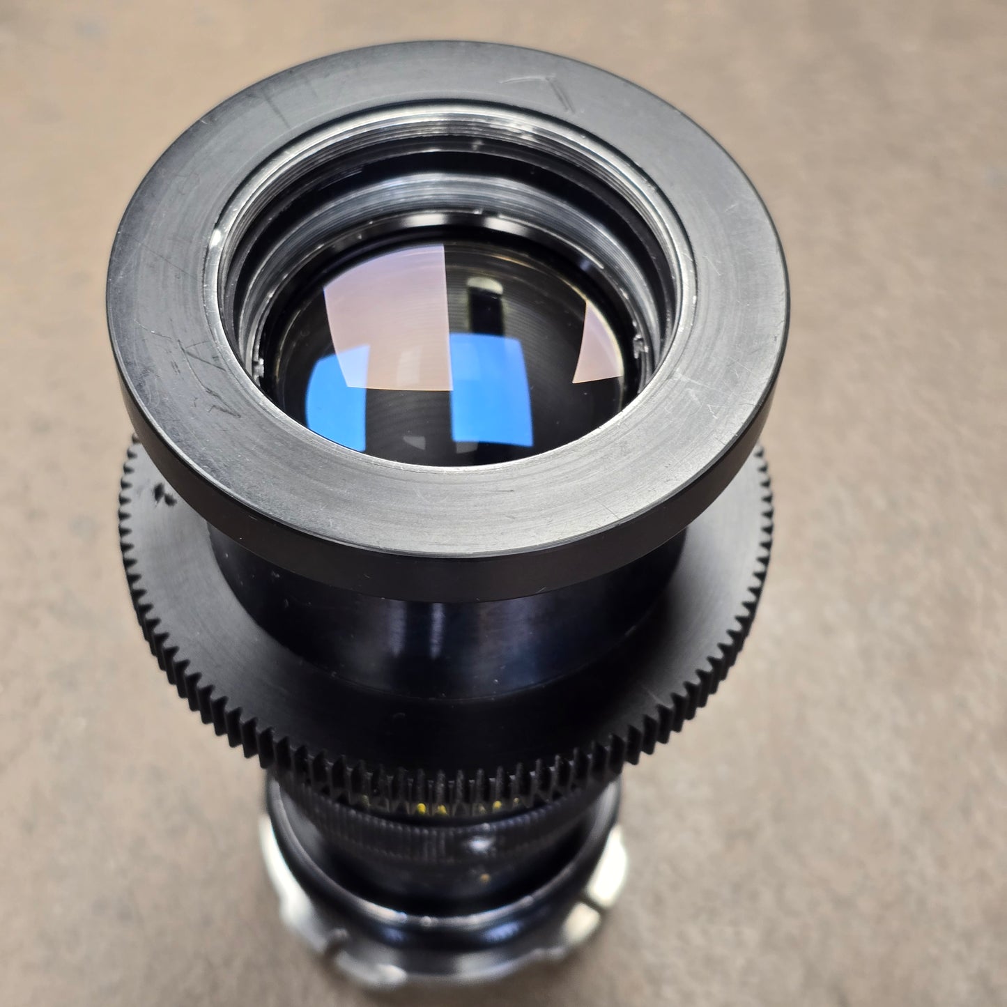 Angenieux 35-140mm T4.4 PL Mount Zoom Lens S# 1036338 With Case