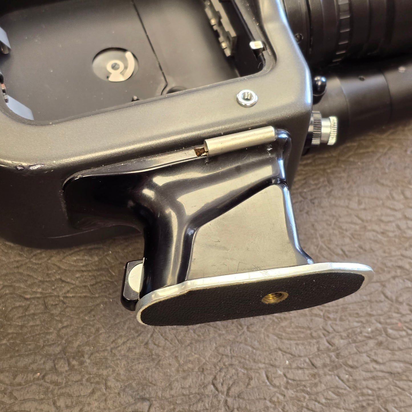 Beaulieu 4008 ZM2 Super 8mm Camera S# 910652 with Beaulieu-Optivaron Schneider-Kreuznach 6-66mm T1.8 Powered Zoom Lens S# 12136156