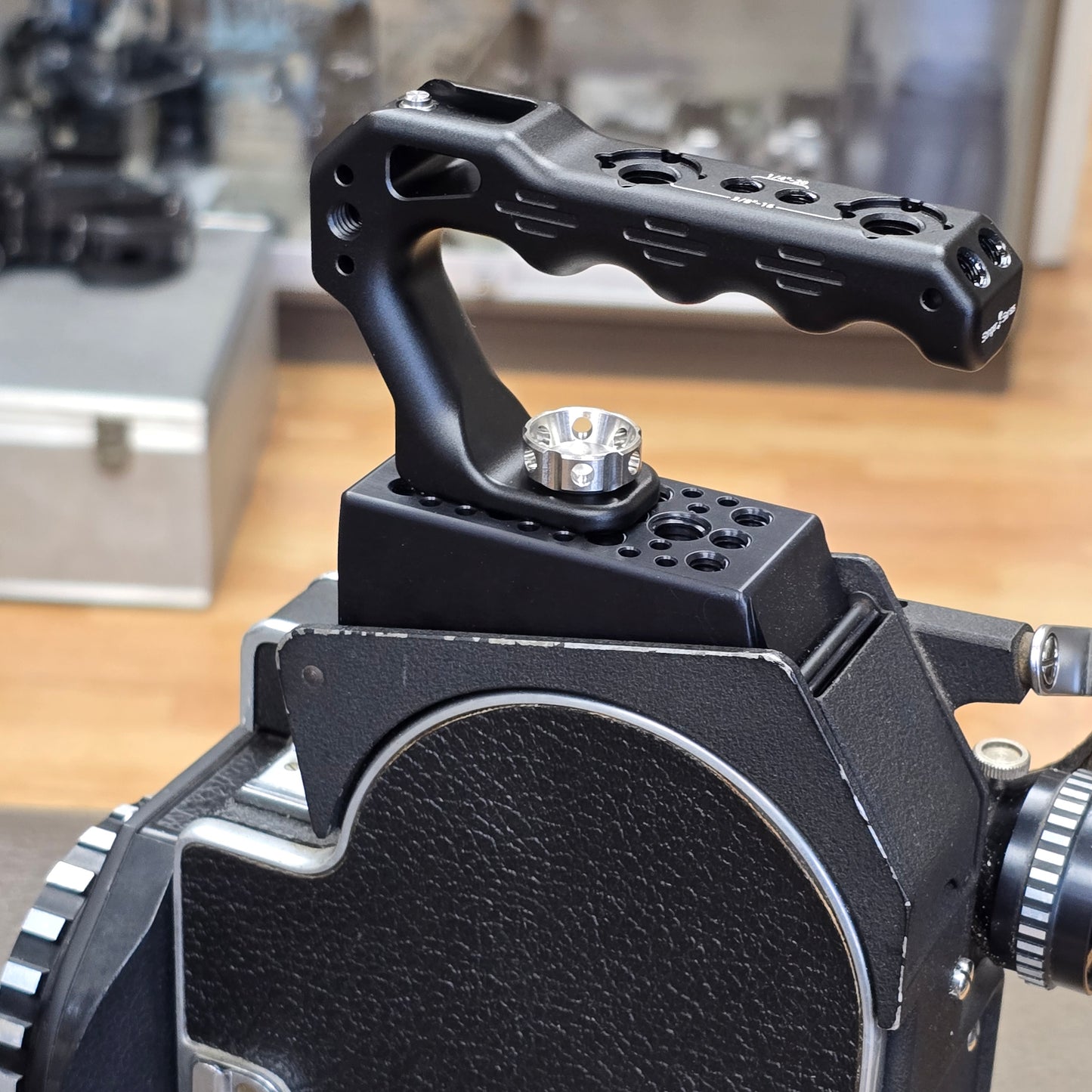 Bolex Ergonomic Locating Top Handle Accessory
