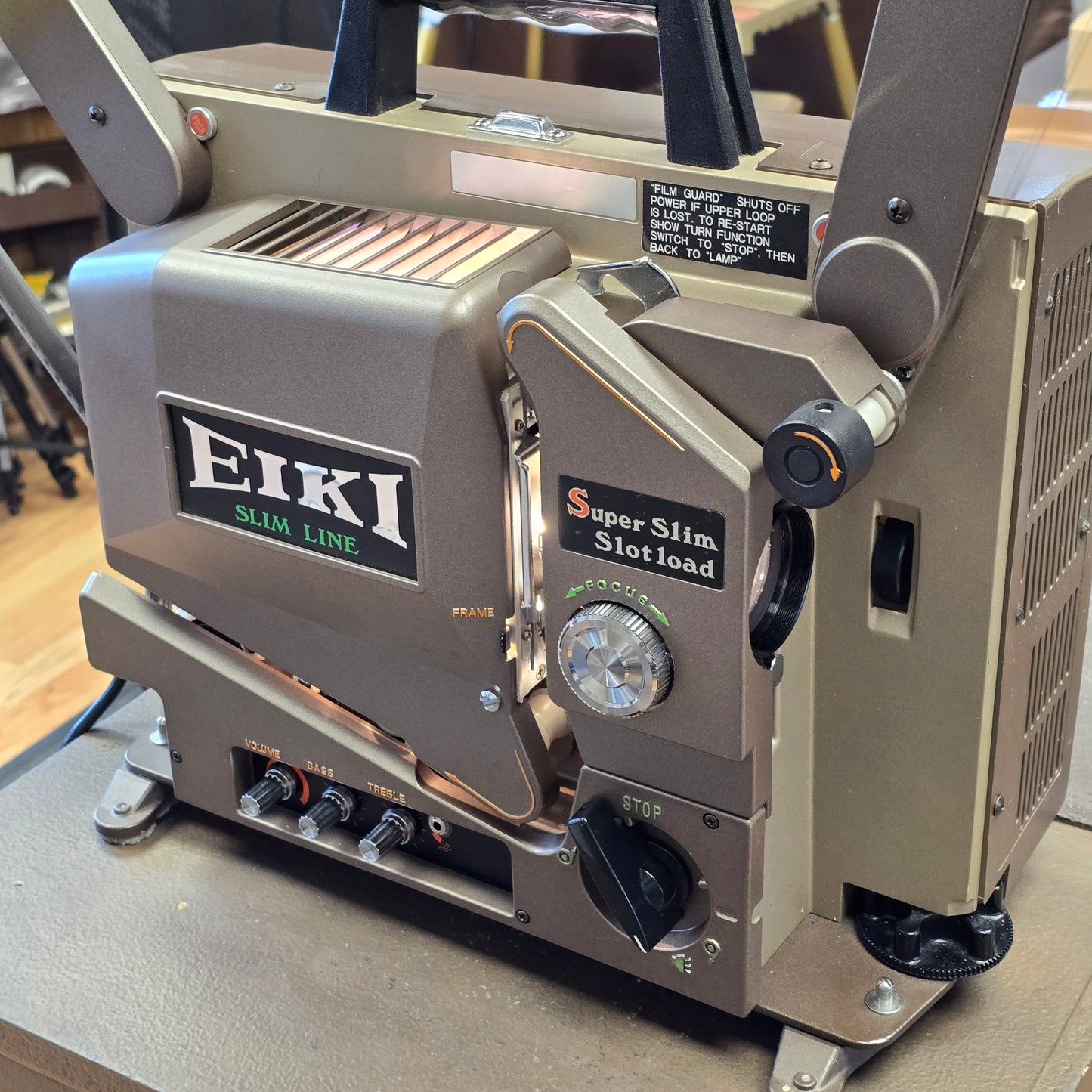 Eiki Slimline SSL-OL 16mm Slotload Sound Projector S# 50496