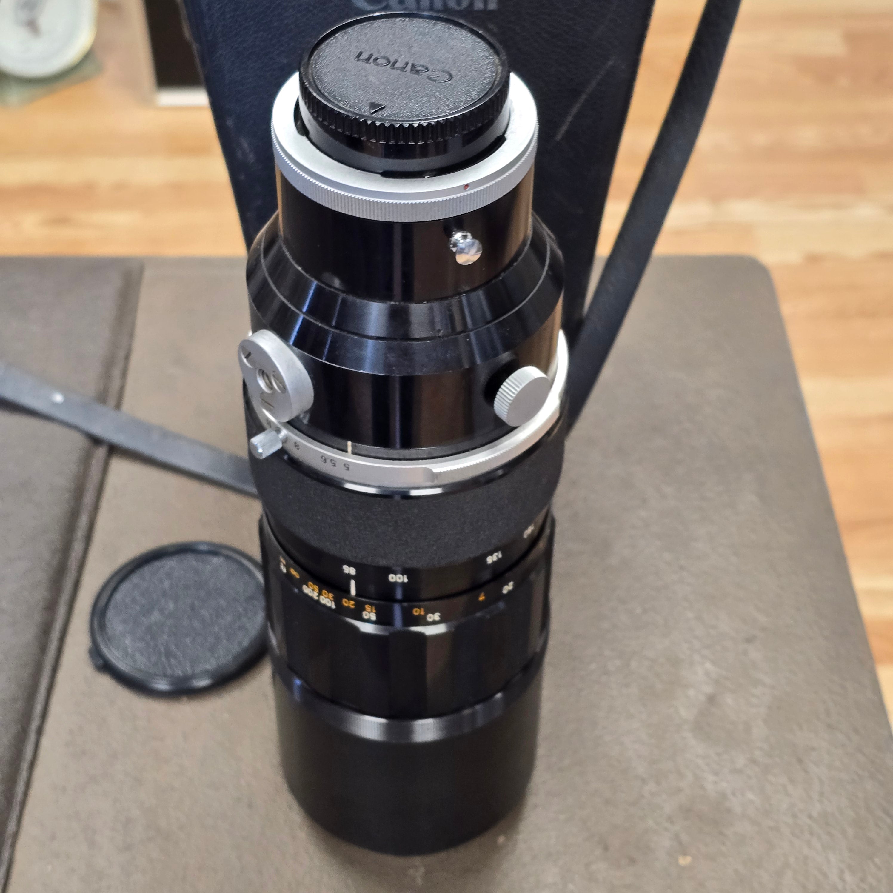 Canon Zoom Lens FL 85-300mm F5 Zoom Lens With Case S# 12381 – Du