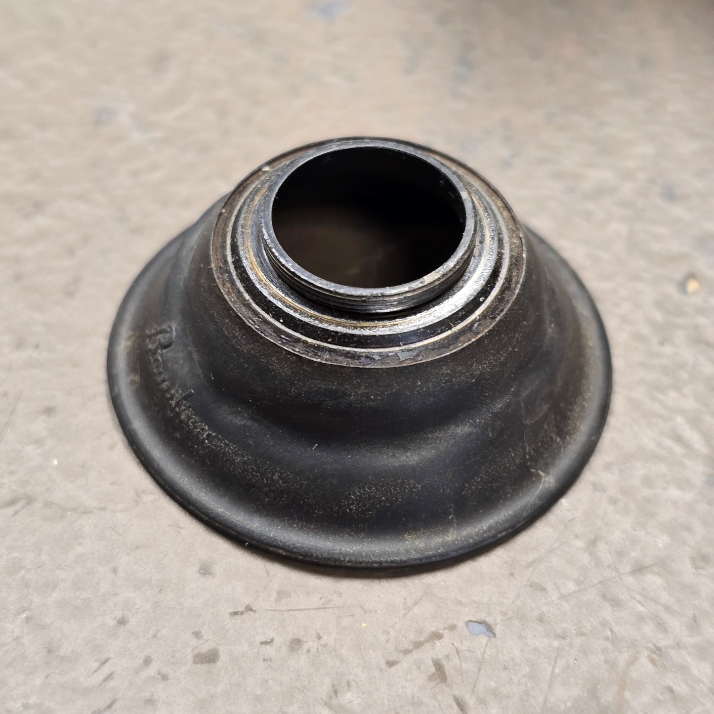 Beaulieu R-16 Rubber Eyecup with Insert Threaded Retaining Ring (Used)