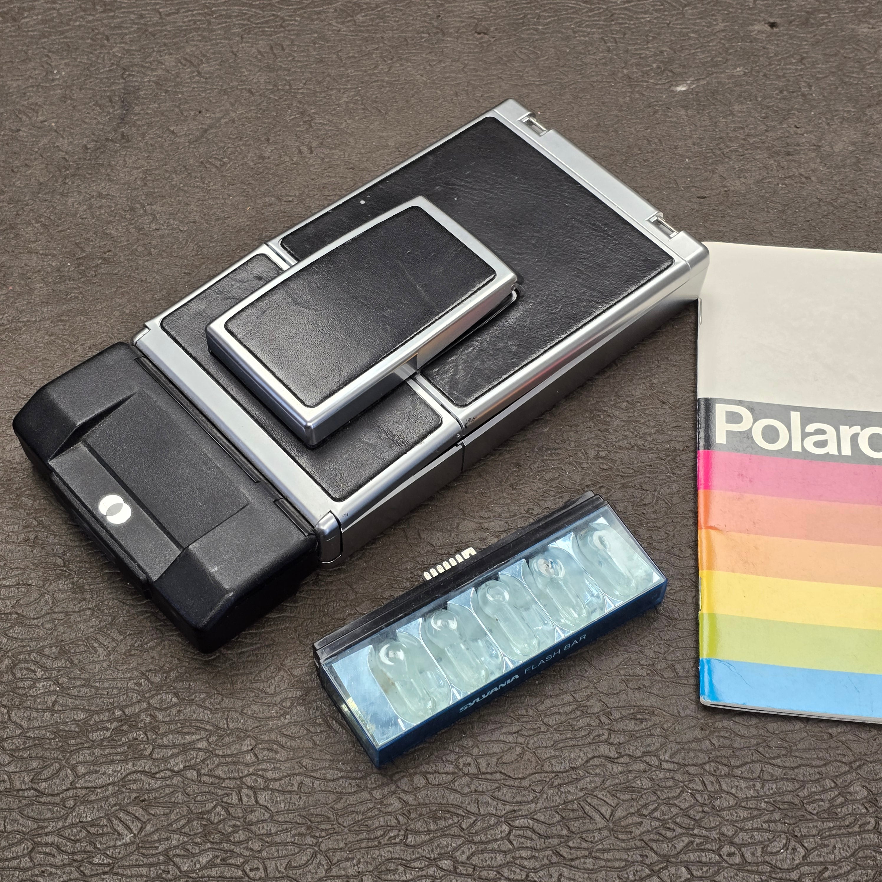 Polaroid SX-70 Land Camera Sonar One Step with Flash & Manual – Du