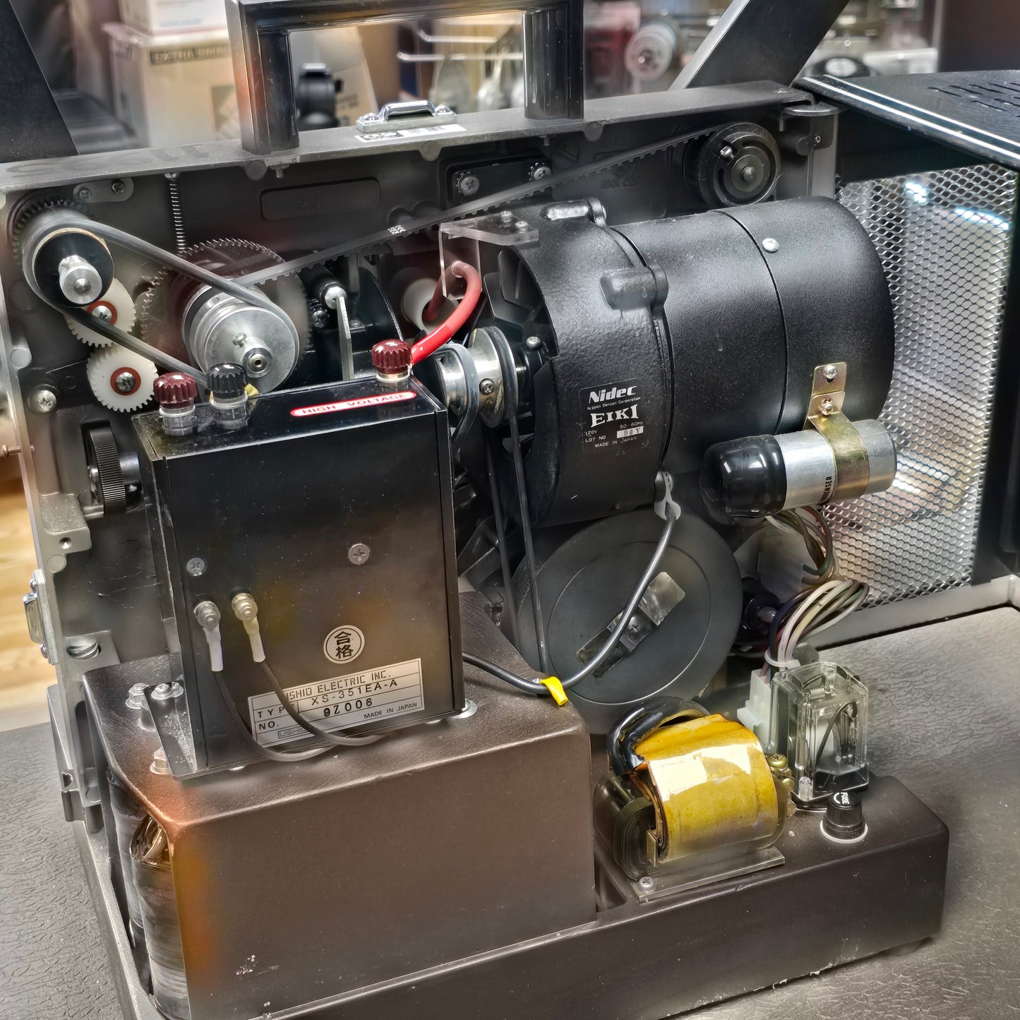 Eiki EX-2000N Xenon 16mm Sound Projector S# 1465